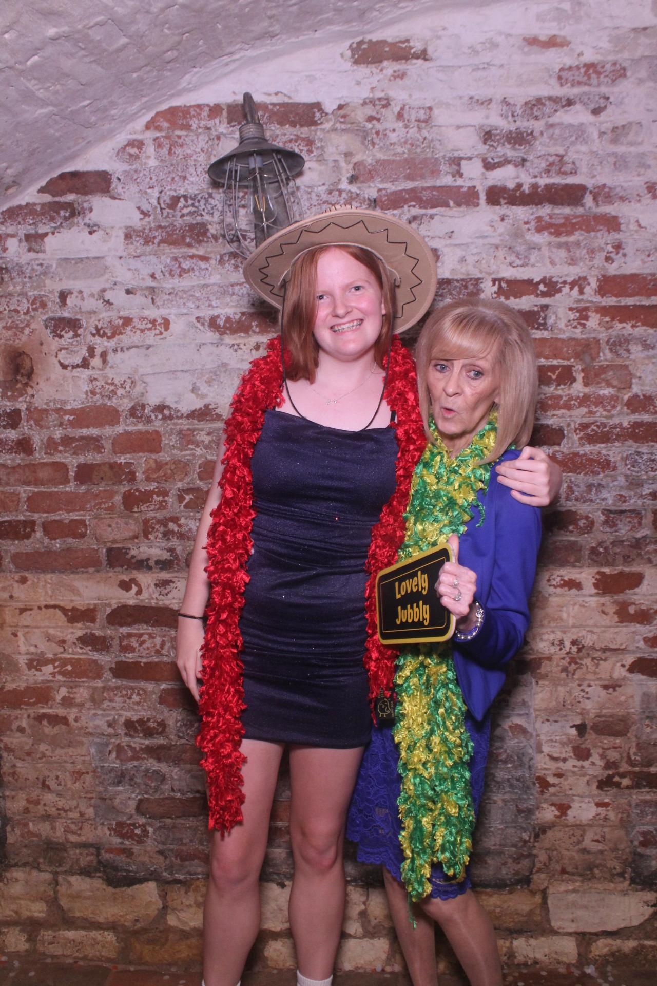 Lucy & Steven  | View more photos from the event at gallery.magicimages.uk/u/MagicImages/Lucy-Steven