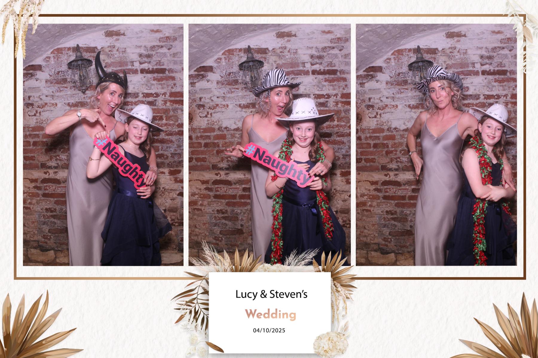 Lucy & Steven  | View more photos from the event at gallery.magicimages.uk/u/MagicImages/Lucy-Steven