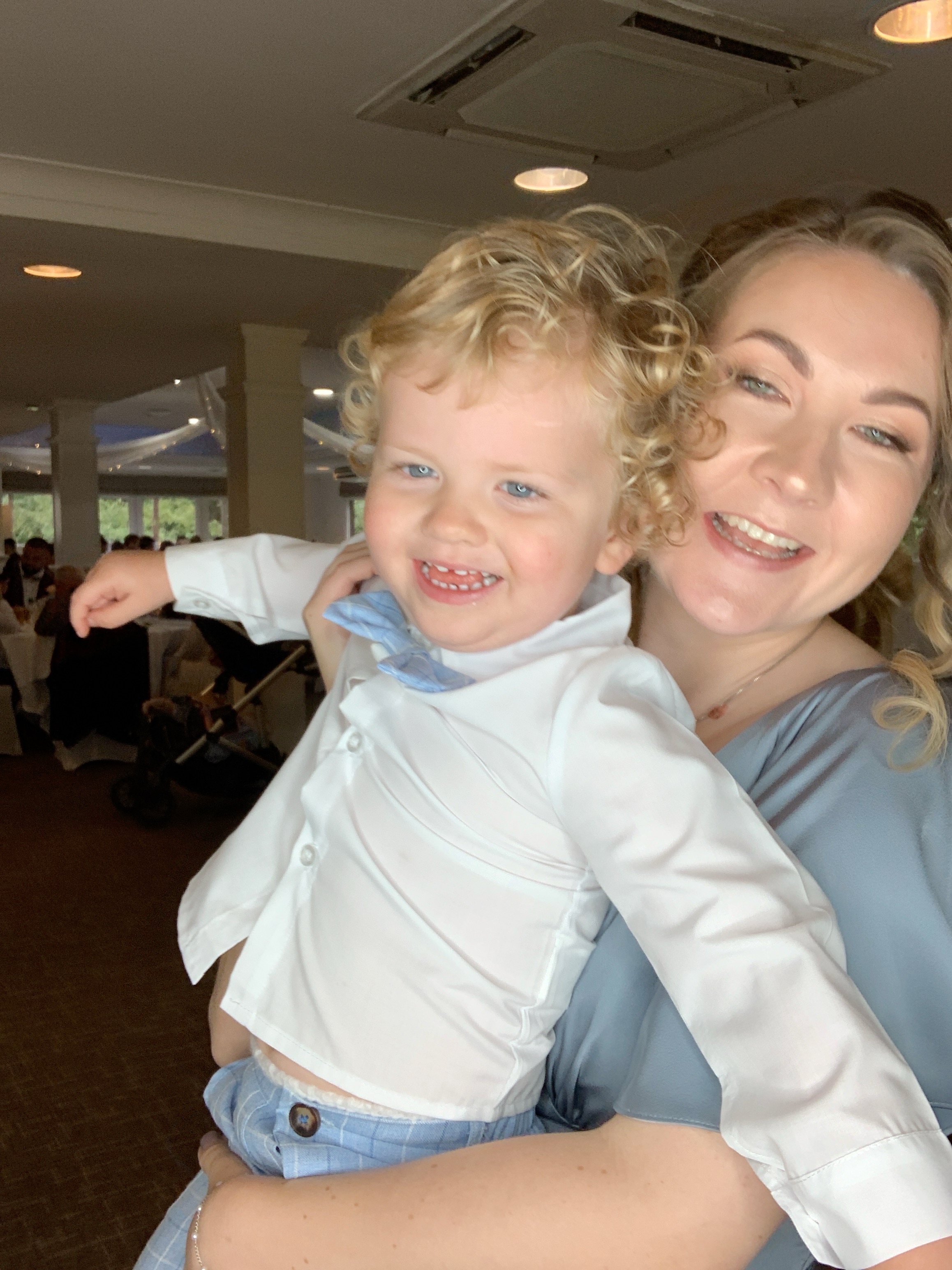 Magda & Oliver  | View more photos from the event at gallery.magicimages.uk/u/MagicImages/Magda-Oliver