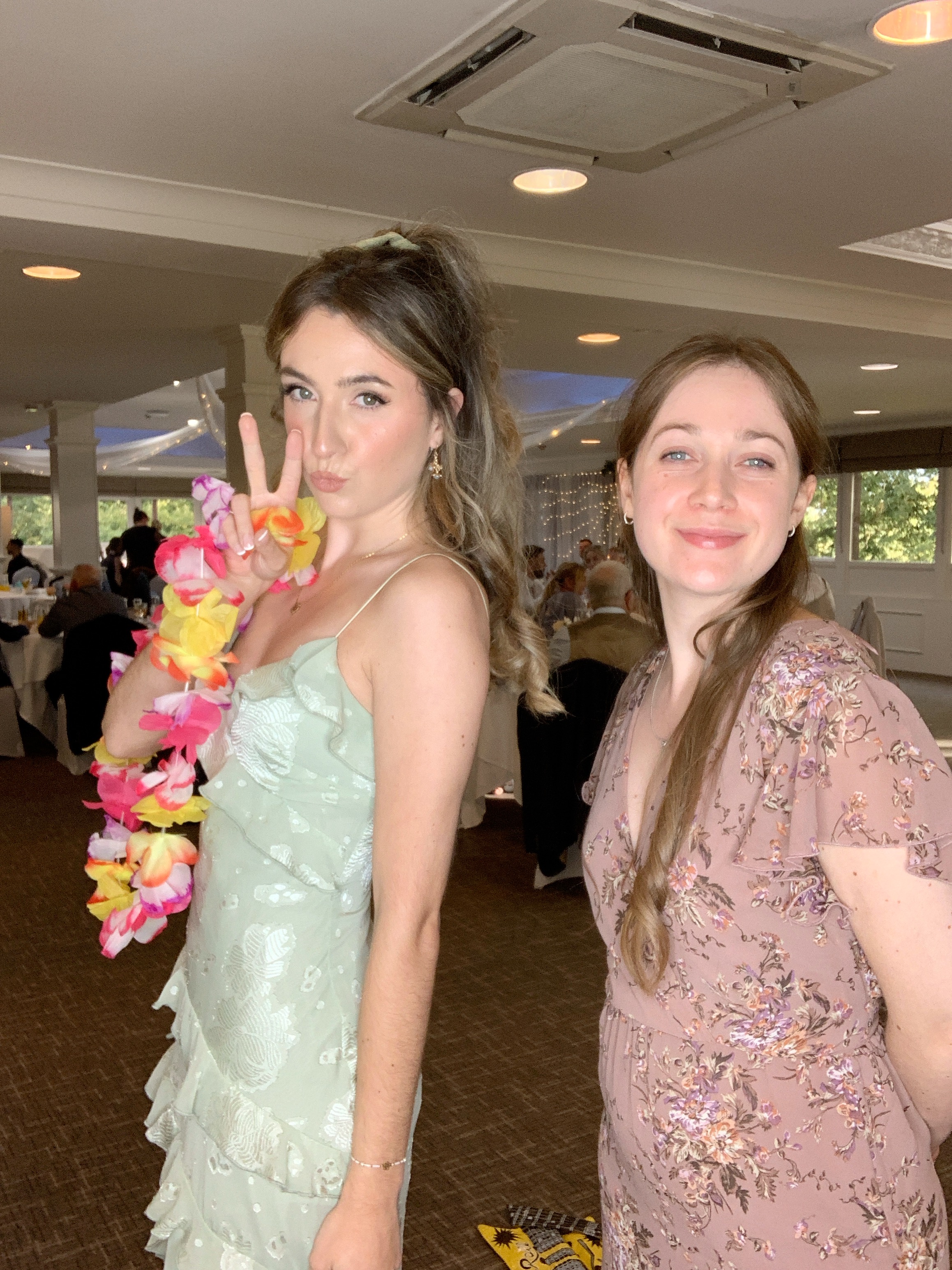 Magda & Oliver  | View more photos from the event at gallery.magicimages.uk/u/MagicImages/Magda-Oliver