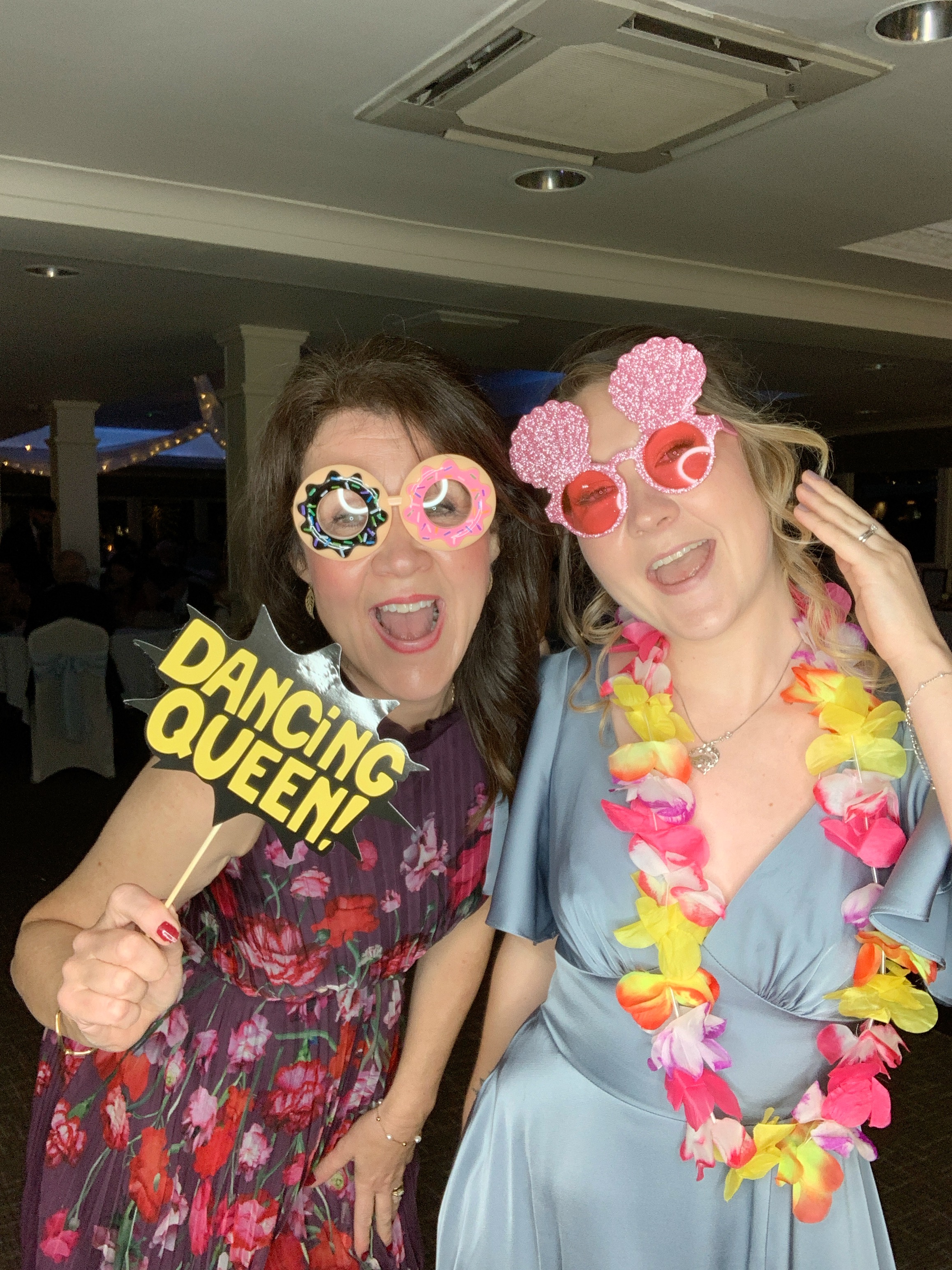 Magda & Oliver  | View more photos from the event at gallery.magicimages.uk/u/MagicImages/Magda-Oliver