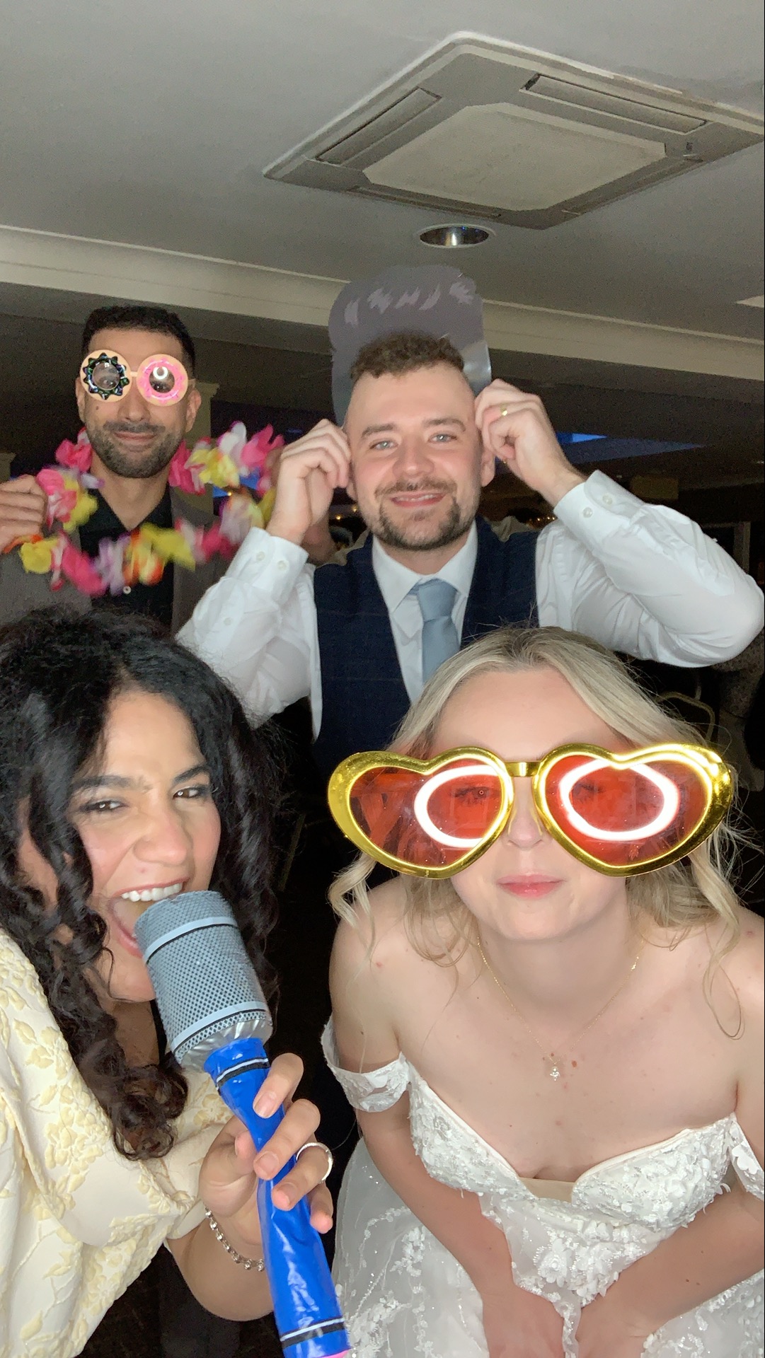 Magda & Oliver  | View more photos from the event at gallery.magicimages.uk/u/MagicImages/Magda-Oliver