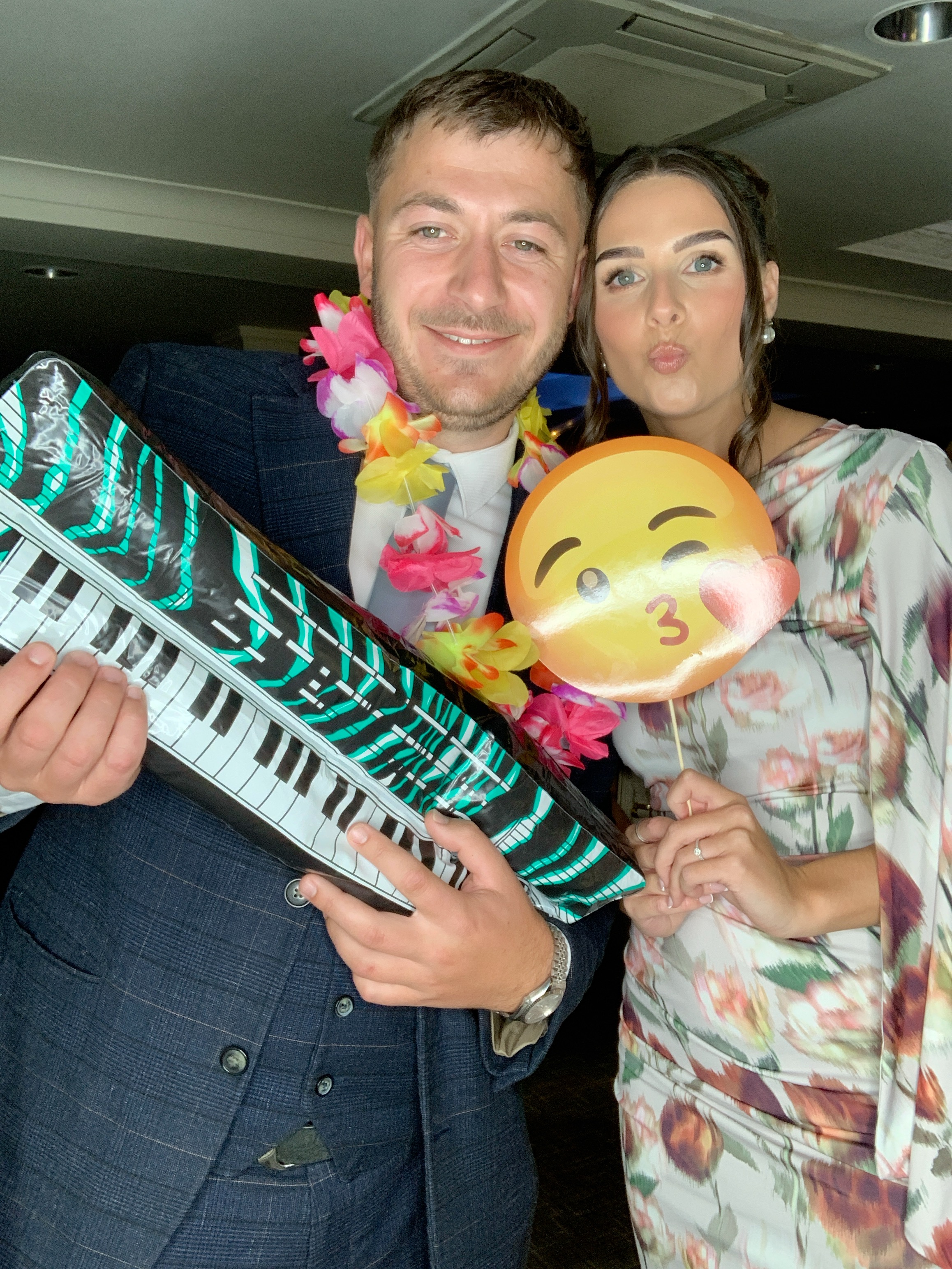 Magda & Oliver  | View more photos from the event at gallery.magicimages.uk/u/MagicImages/Magda-Oliver