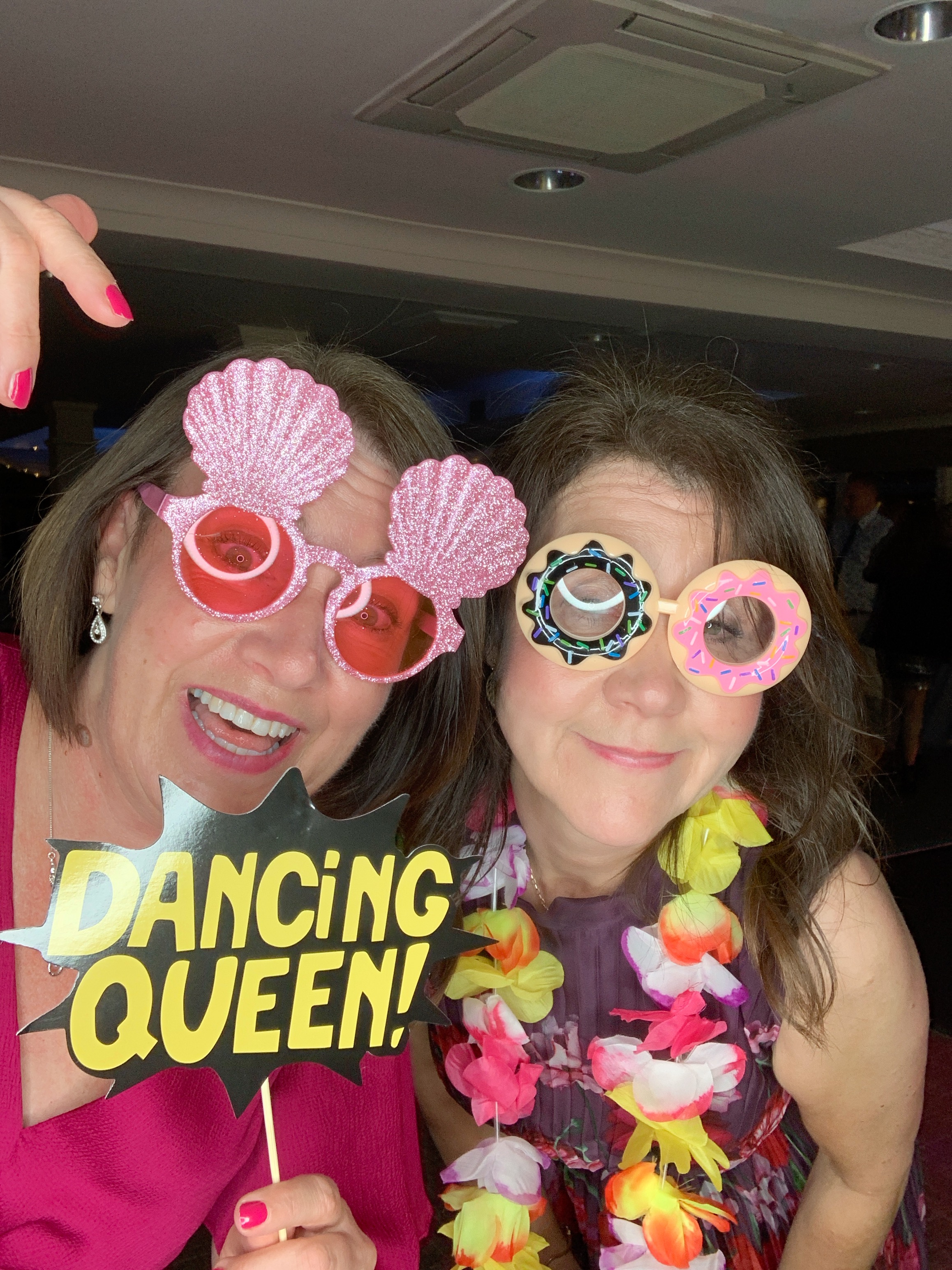 Magda & Oliver  | View more photos from the event at gallery.magicimages.uk/u/MagicImages/Magda-Oliver