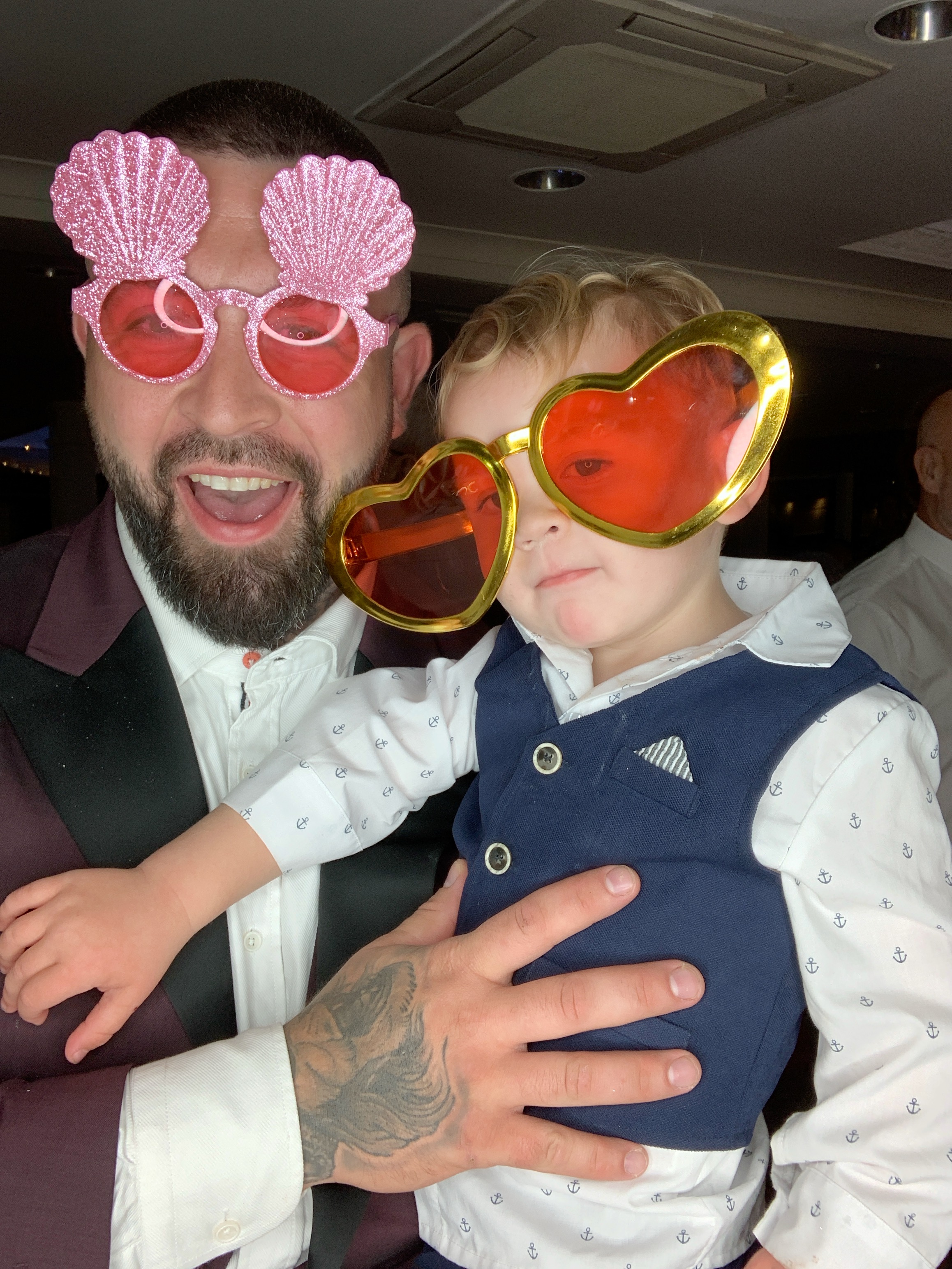 Magda & Oliver  | View more photos from the event at gallery.magicimages.uk/u/MagicImages/Magda-Oliver