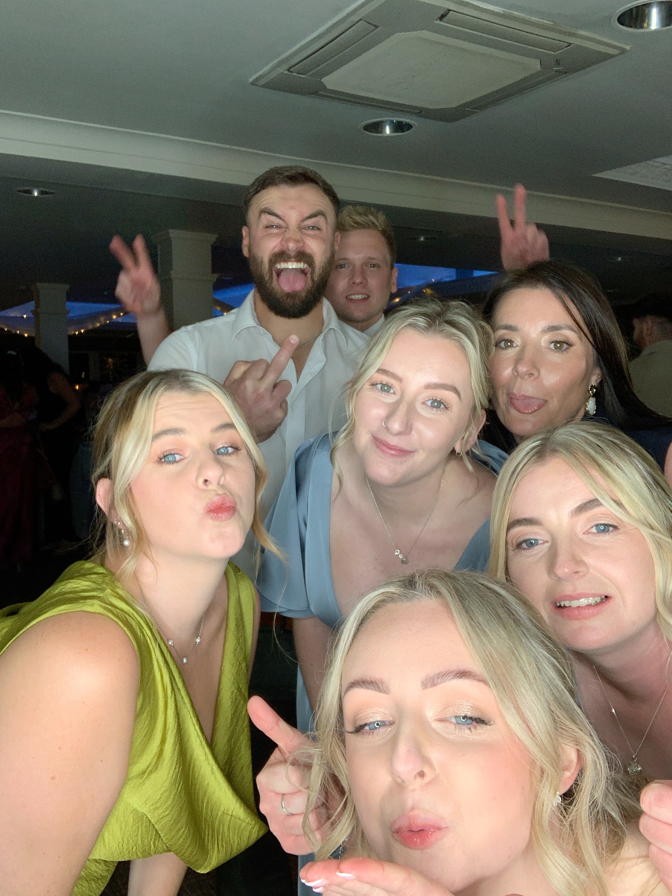 Magda & Oliver  | View more photos from the event at gallery.magicimages.uk/u/MagicImages/Magda-Oliver