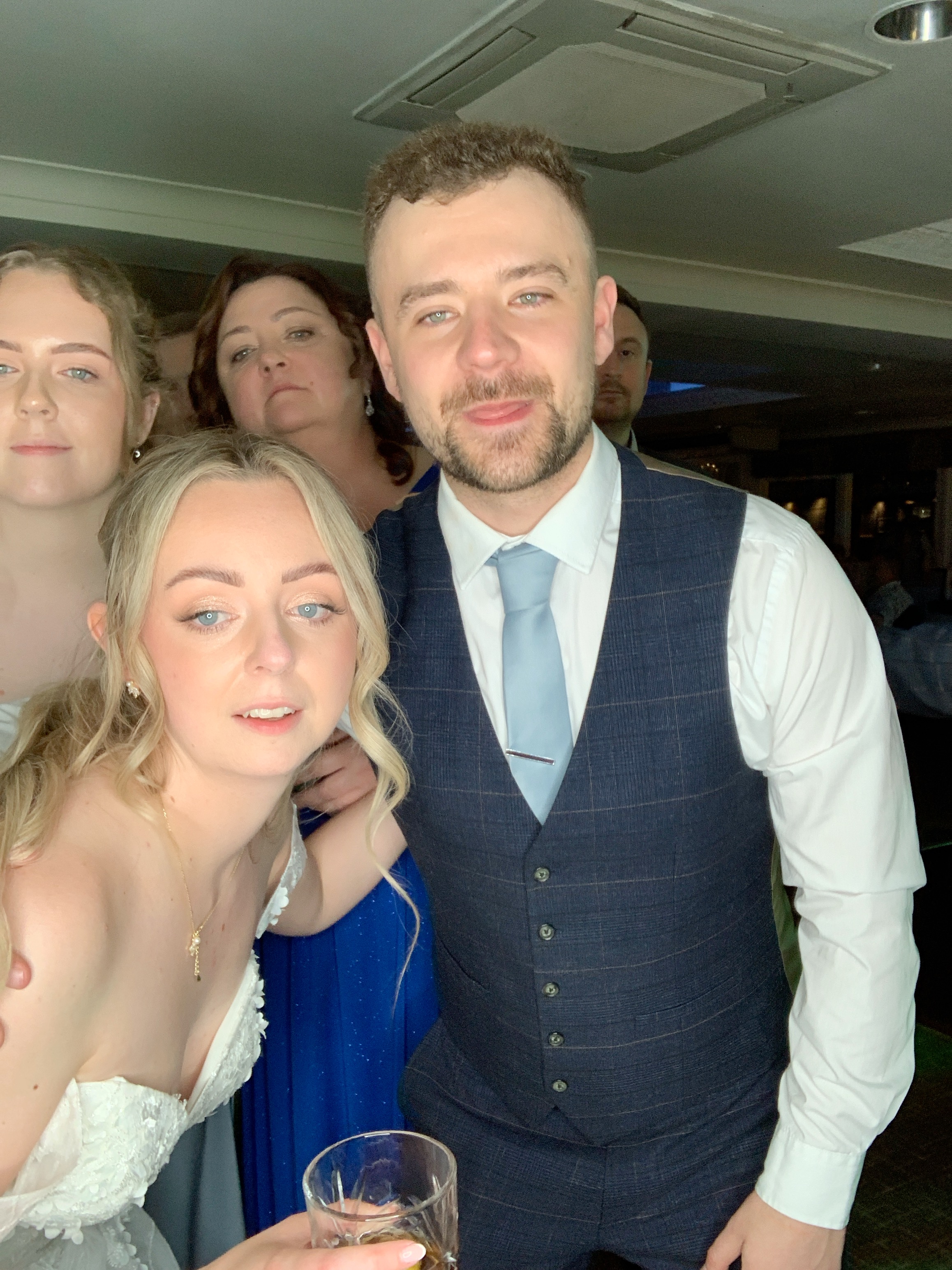 Magda & Oliver  | View more photos from the event at gallery.magicimages.uk/u/MagicImages/Magda-Oliver