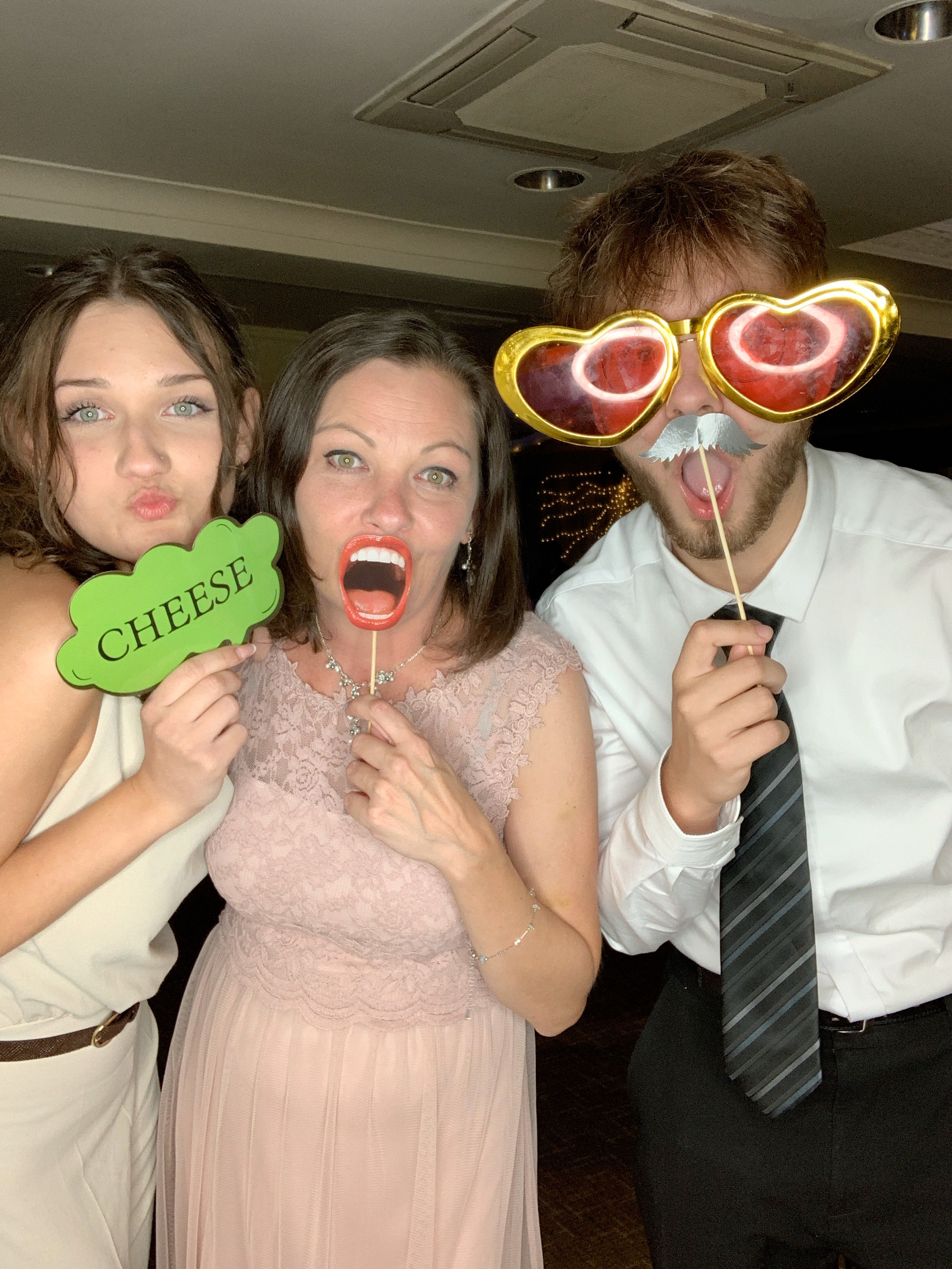 Magda & Oliver  | View more photos from the event at gallery.magicimages.uk/u/MagicImages/Magda-Oliver