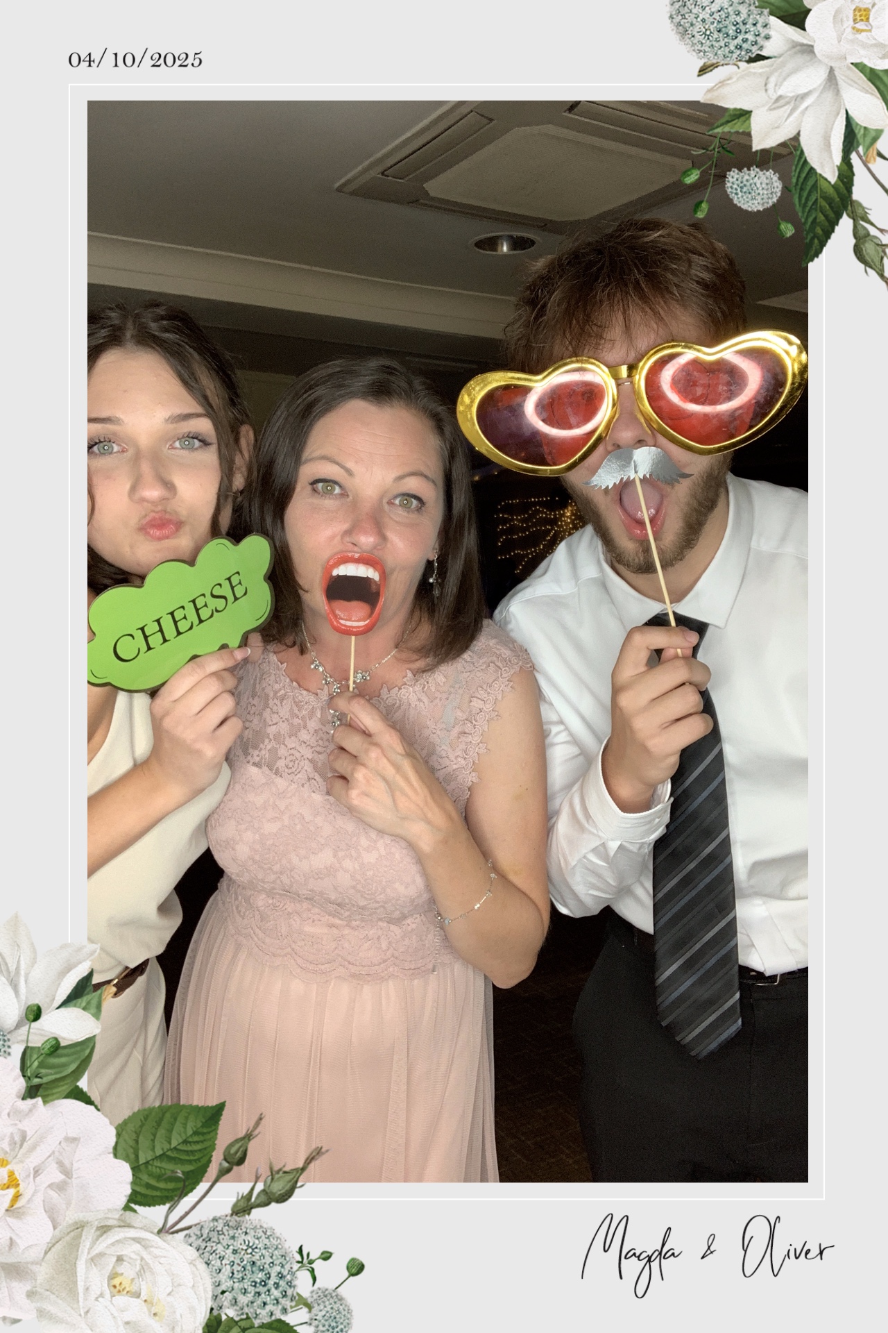 Magda & Oliver  | View more photos from the event at gallery.magicimages.uk/u/MagicImages/Magda-Oliver