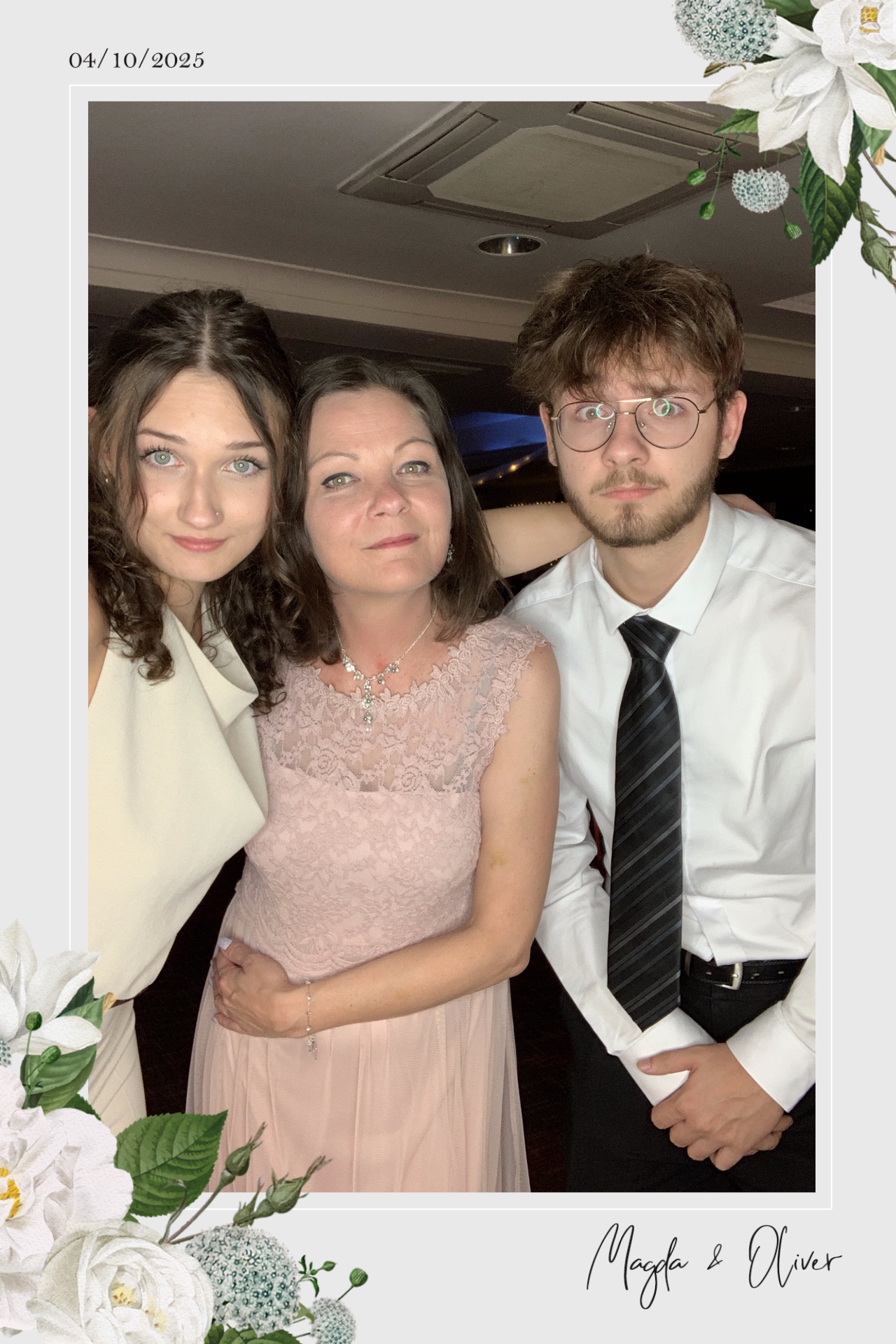 Magda & Oliver  | View more photos from the event at gallery.magicimages.uk/u/MagicImages/Magda-Oliver