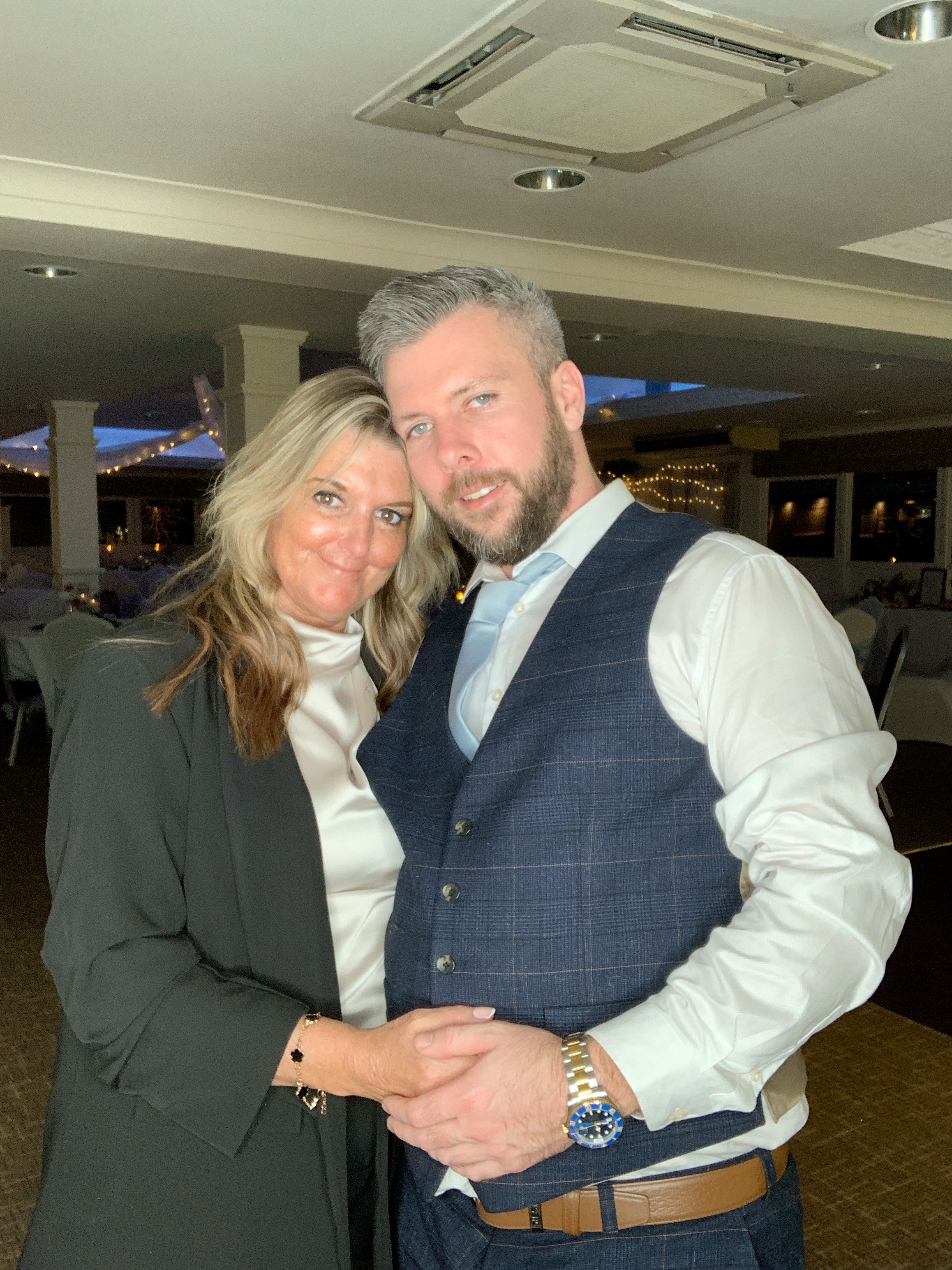 Magda & Oliver  | View more photos from the event at gallery.magicimages.uk/u/MagicImages/Magda-Oliver