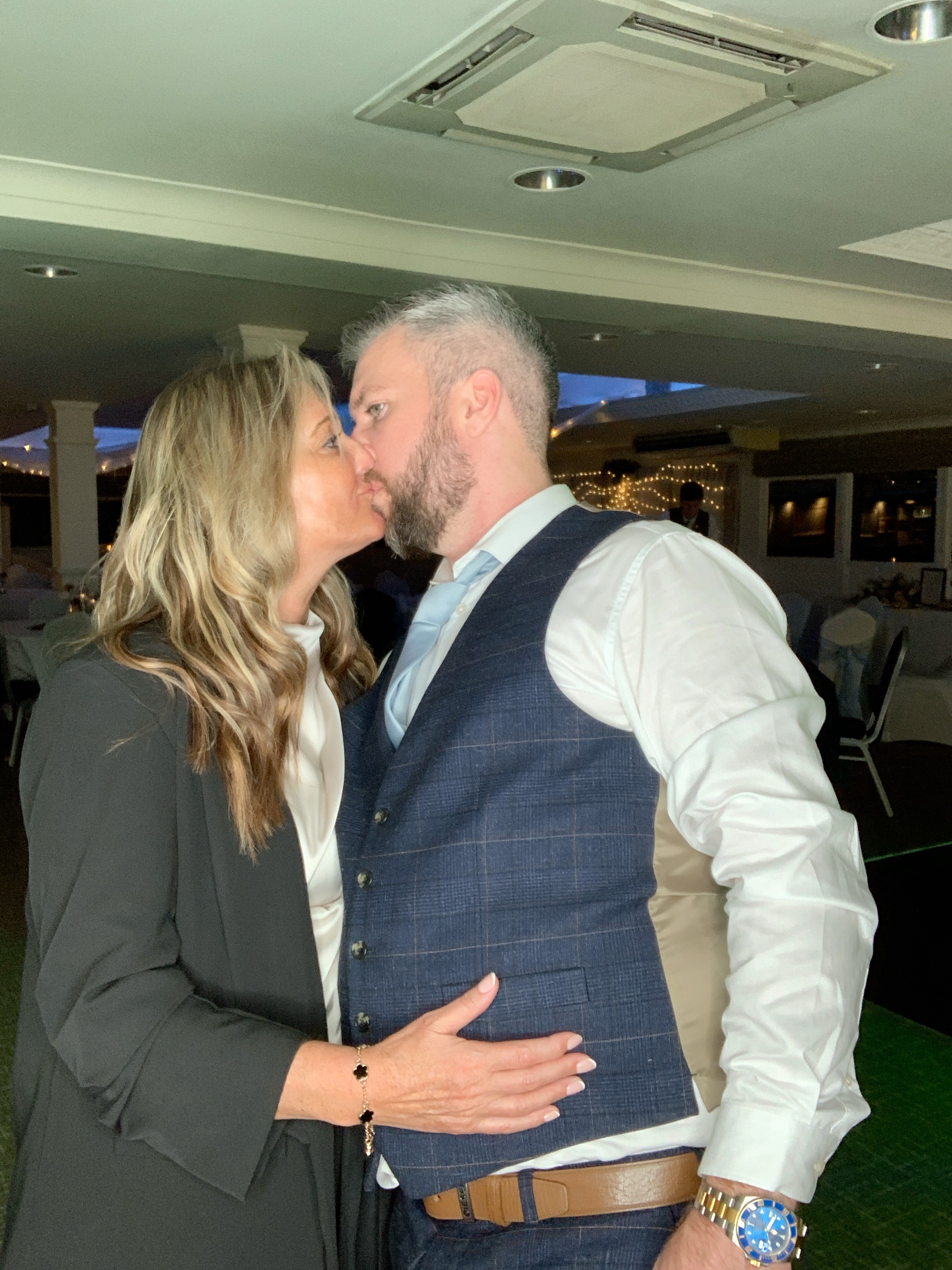 Magda & Oliver  | View more photos from the event at gallery.magicimages.uk/u/MagicImages/Magda-Oliver