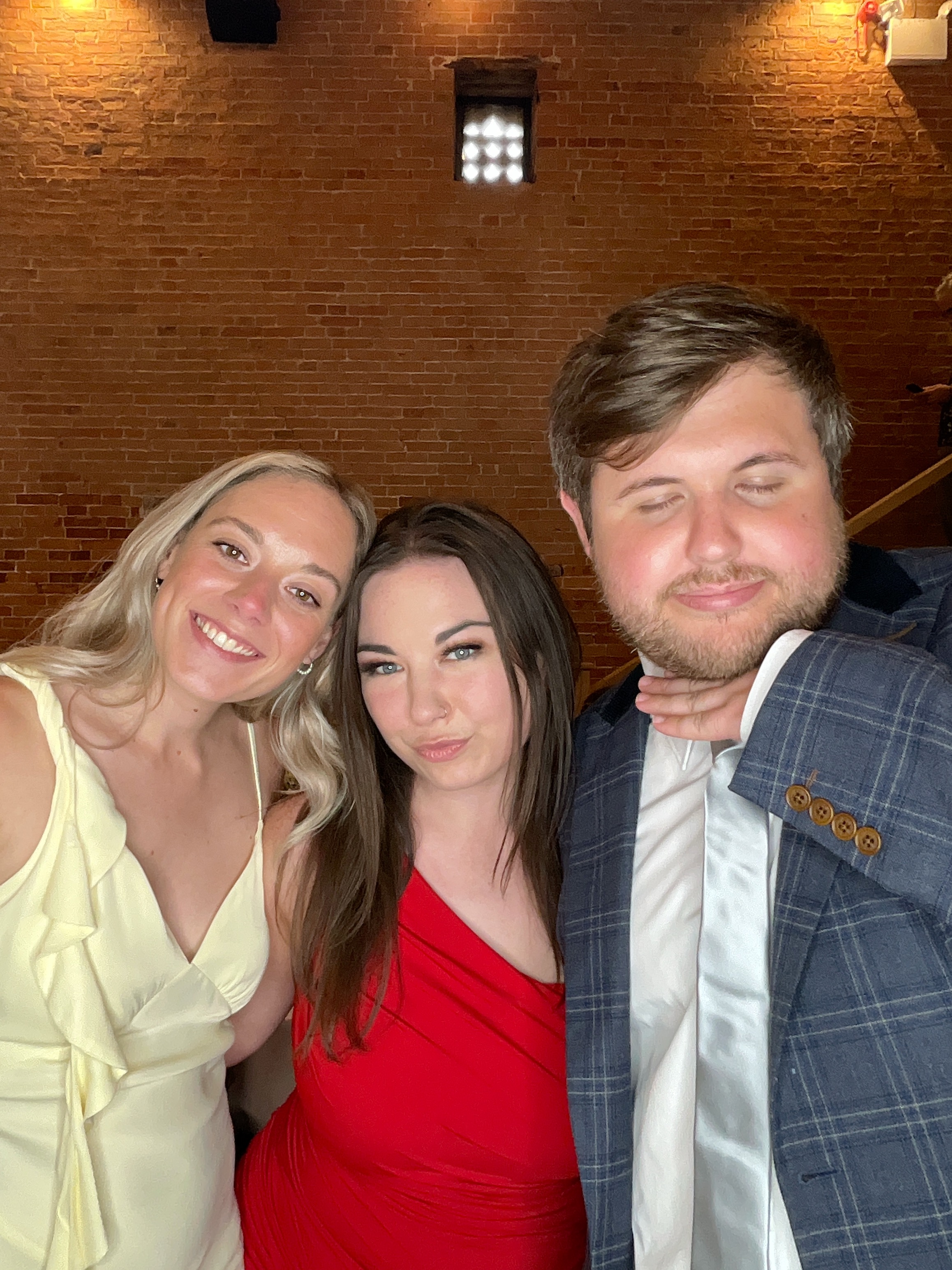 Michael & Olivia  | View more photos from the event at gallery.magicimages.uk/u/MagicImages/Michael-Olivia