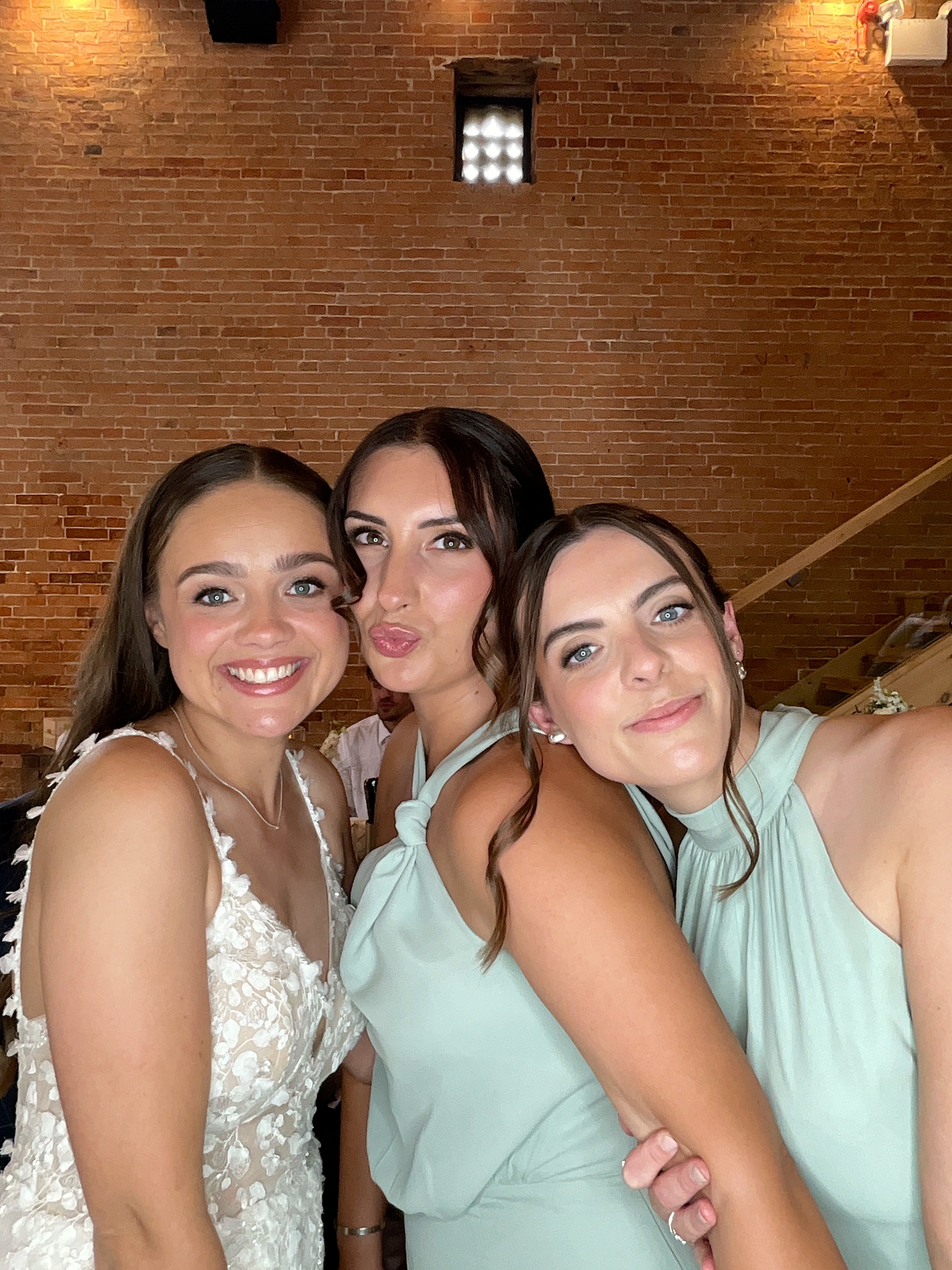 Michael & Olivia  | View more photos from the event at gallery.magicimages.uk/u/MagicImages/Michael-Olivia