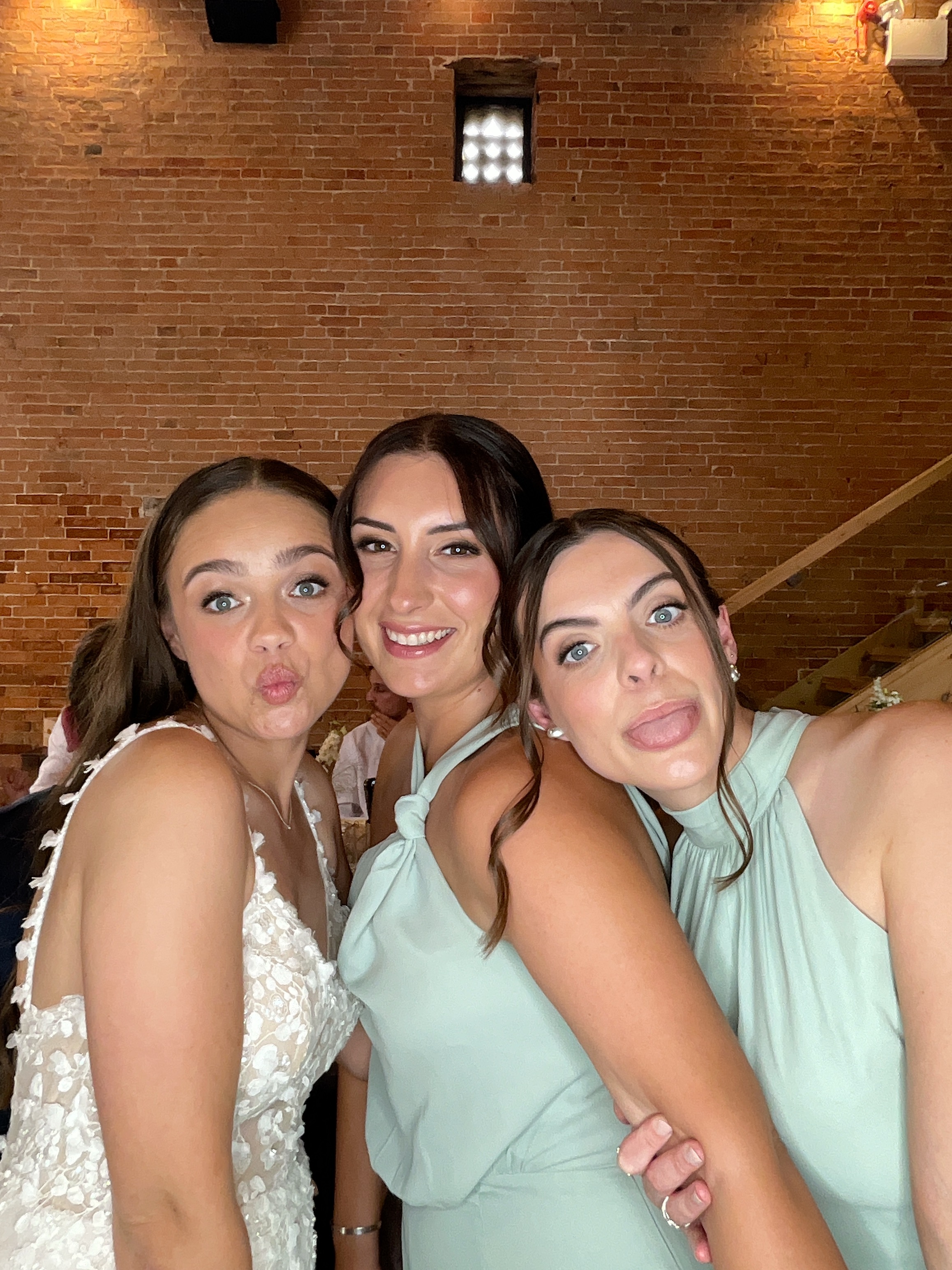 Michael & Olivia  | View more photos from the event at gallery.magicimages.uk/u/MagicImages/Michael-Olivia