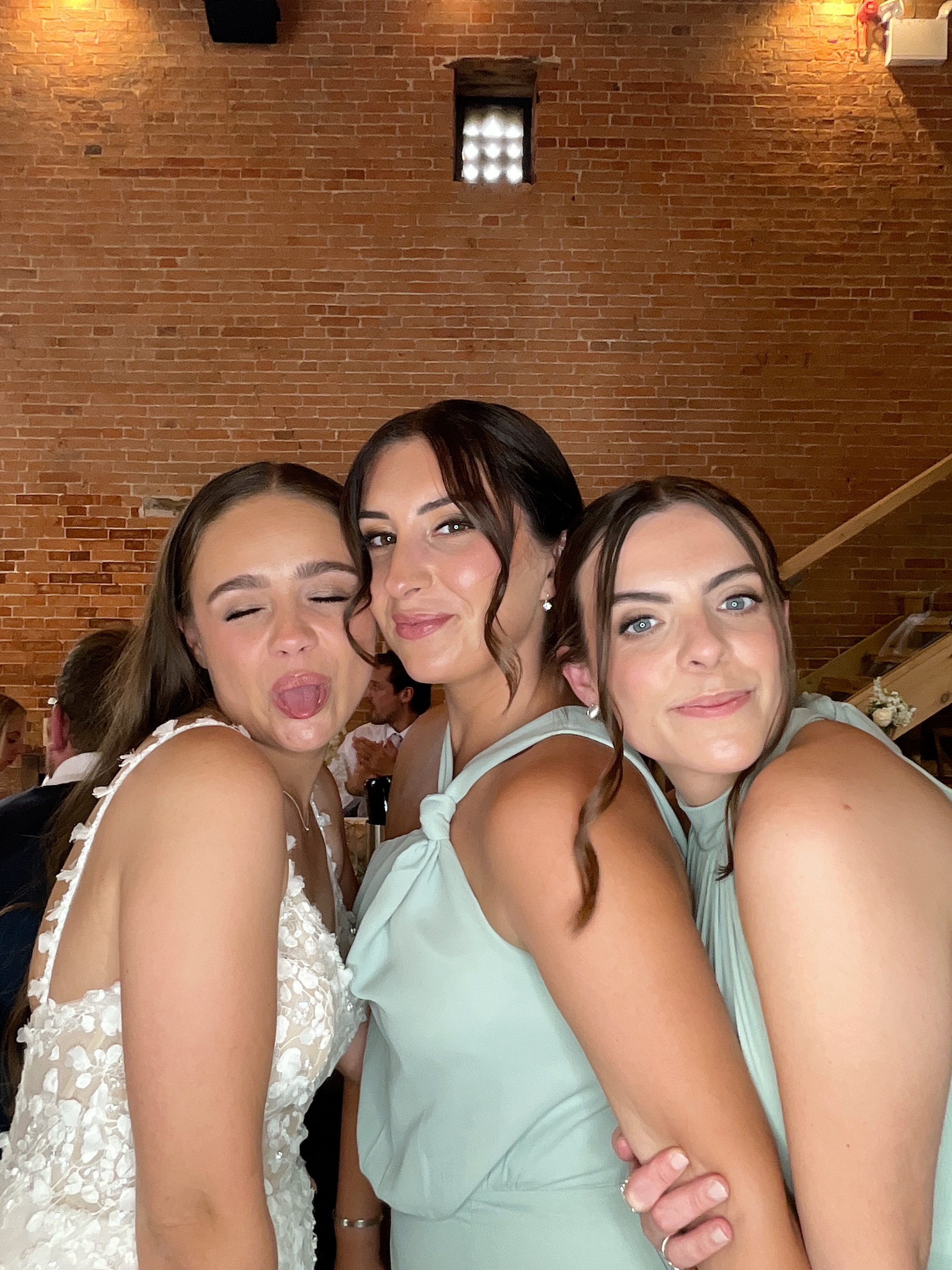 Michael & Olivia  | View more photos from the event at gallery.magicimages.uk/u/MagicImages/Michael-Olivia