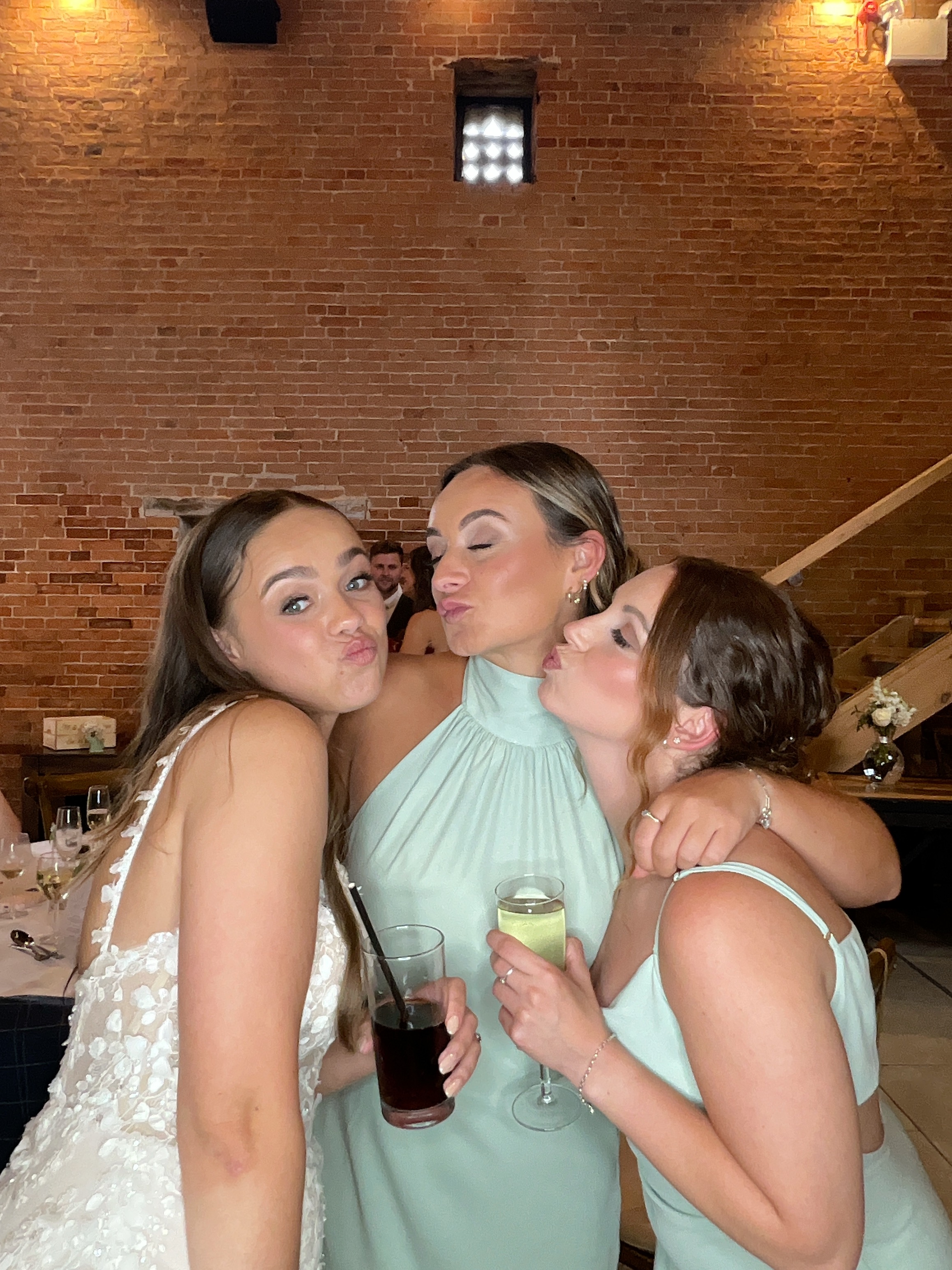 Michael & Olivia  | View more photos from the event at gallery.magicimages.uk/u/MagicImages/Michael-Olivia