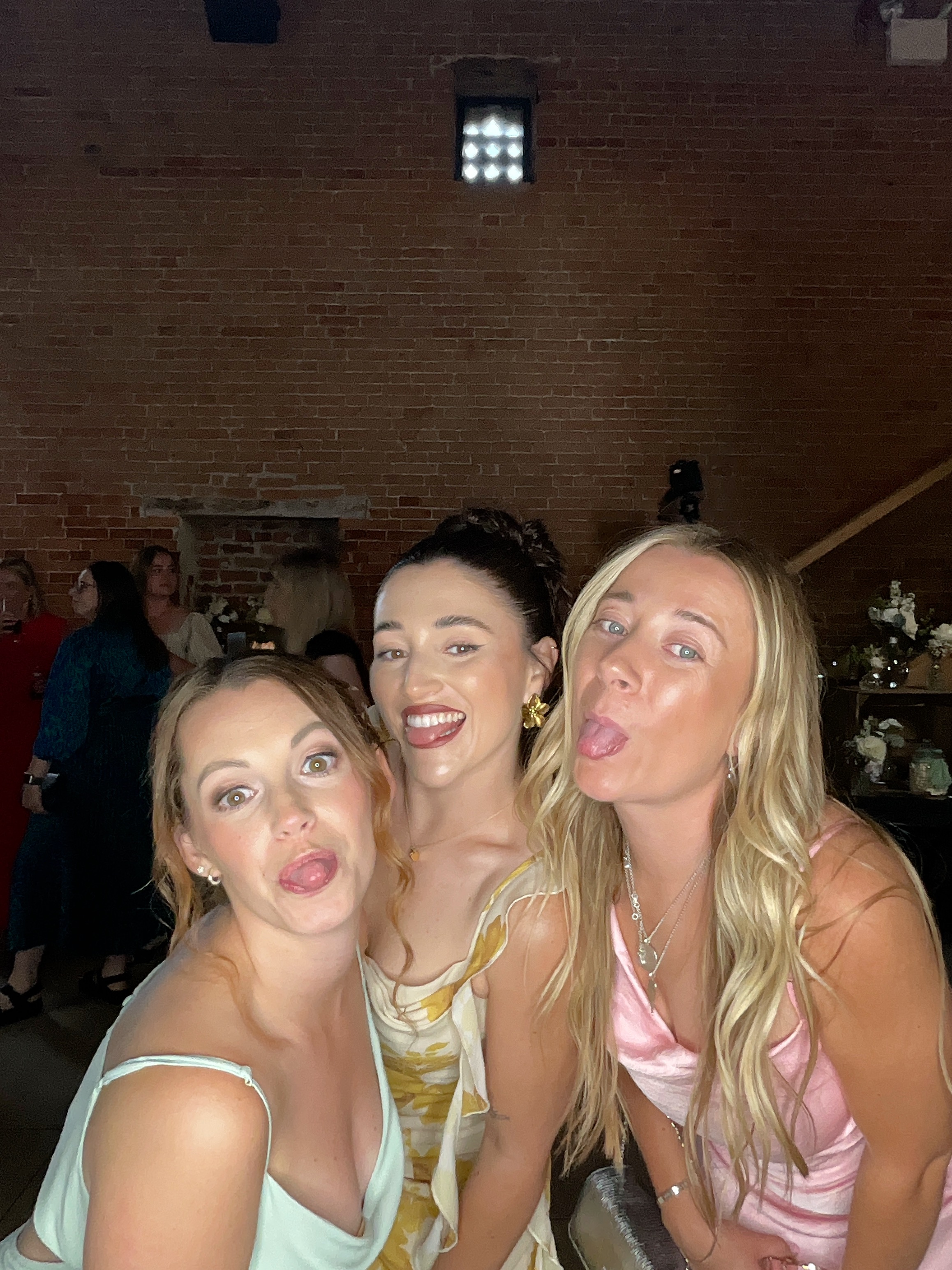 Michael & Olivia  | View more photos from the event at gallery.magicimages.uk/u/MagicImages/Michael-Olivia