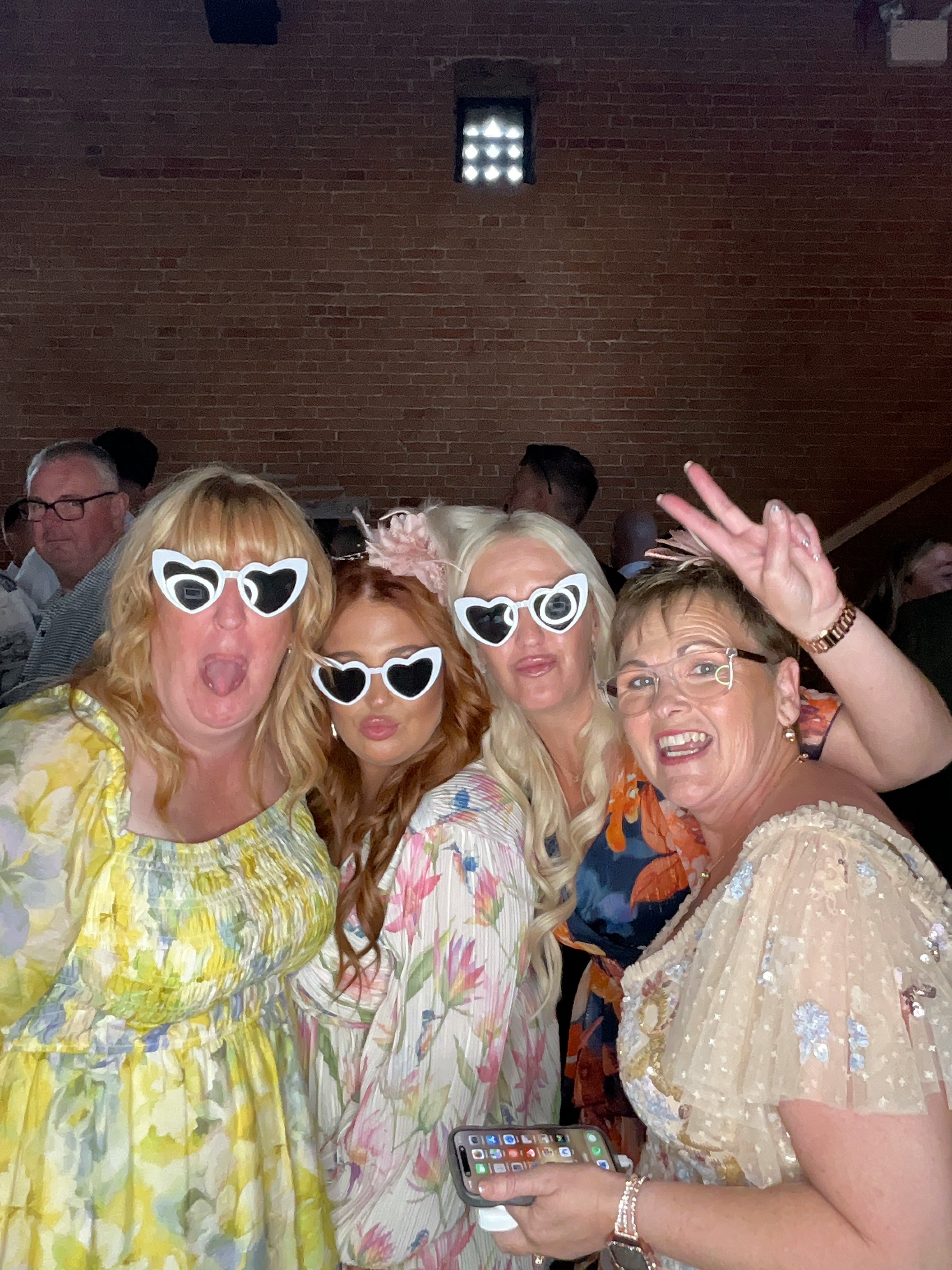 Michael & Olivia  | View more photos from the event at gallery.magicimages.uk/u/MagicImages/Michael-Olivia