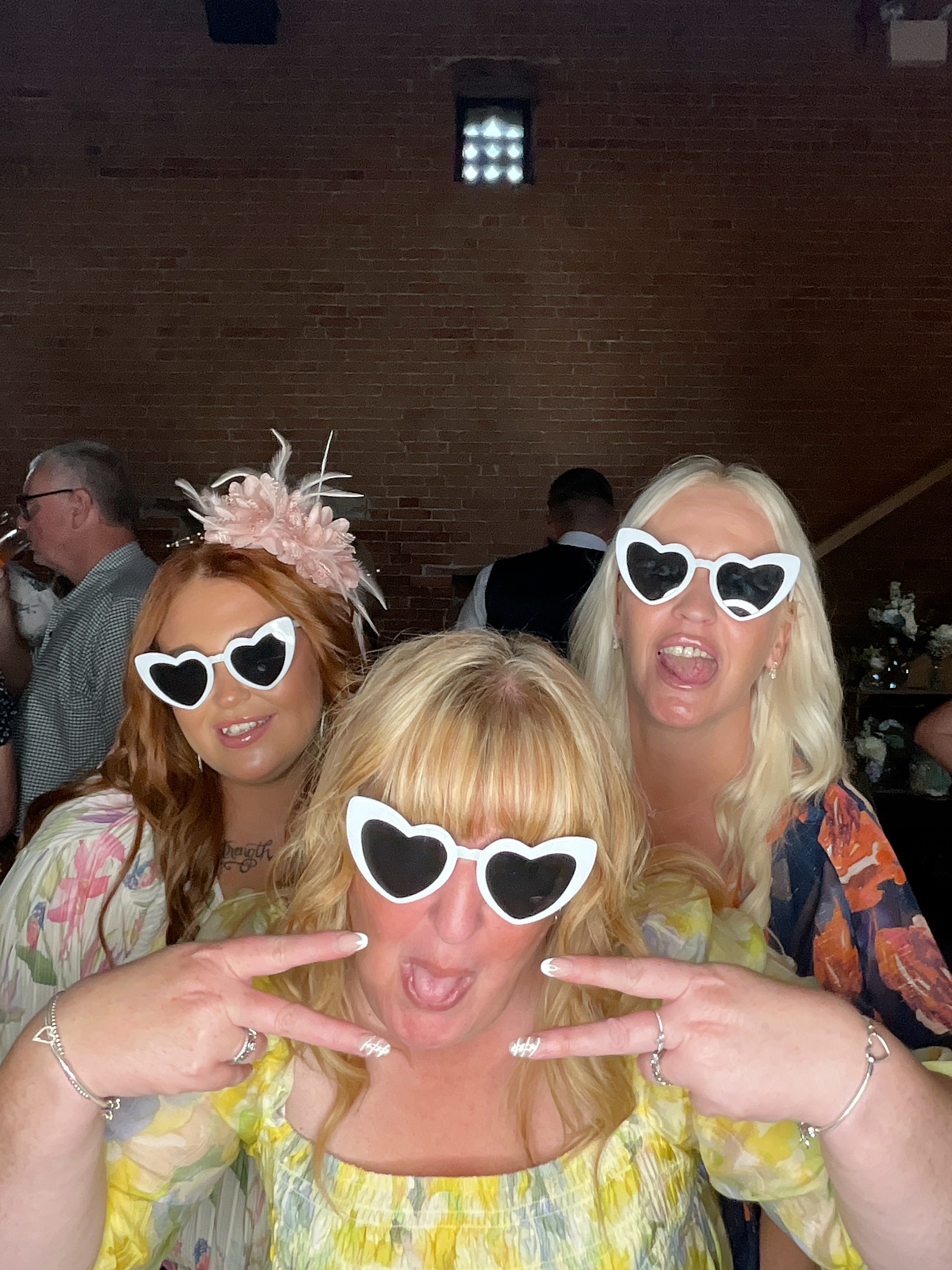 Michael & Olivia  | View more photos from the event at gallery.magicimages.uk/u/MagicImages/Michael-Olivia