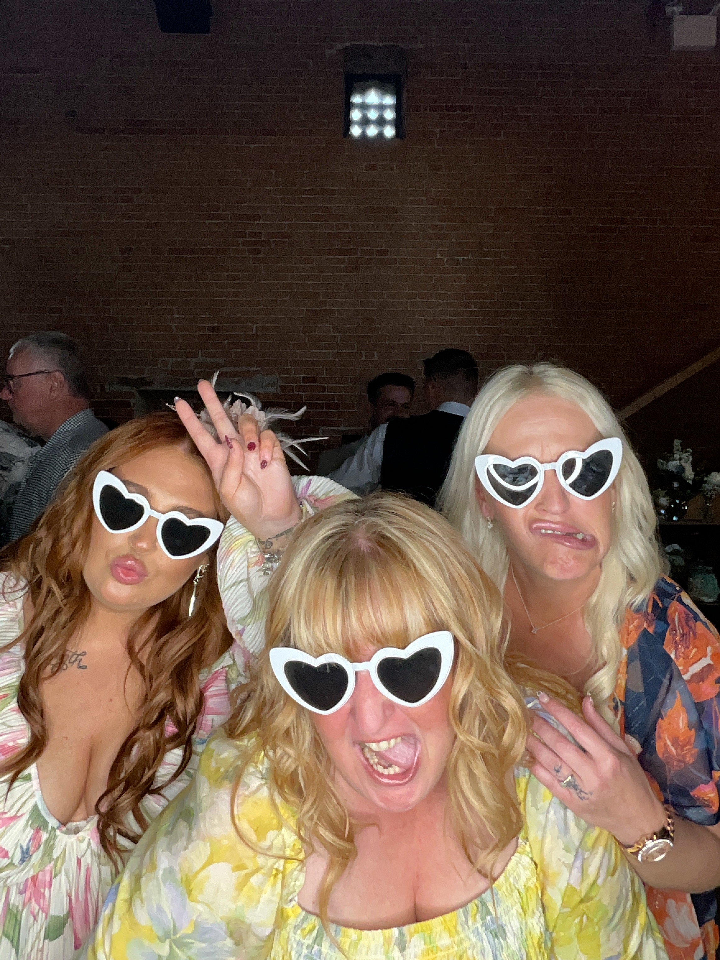 Michael & Olivia  | View more photos from the event at gallery.magicimages.uk/u/MagicImages/Michael-Olivia