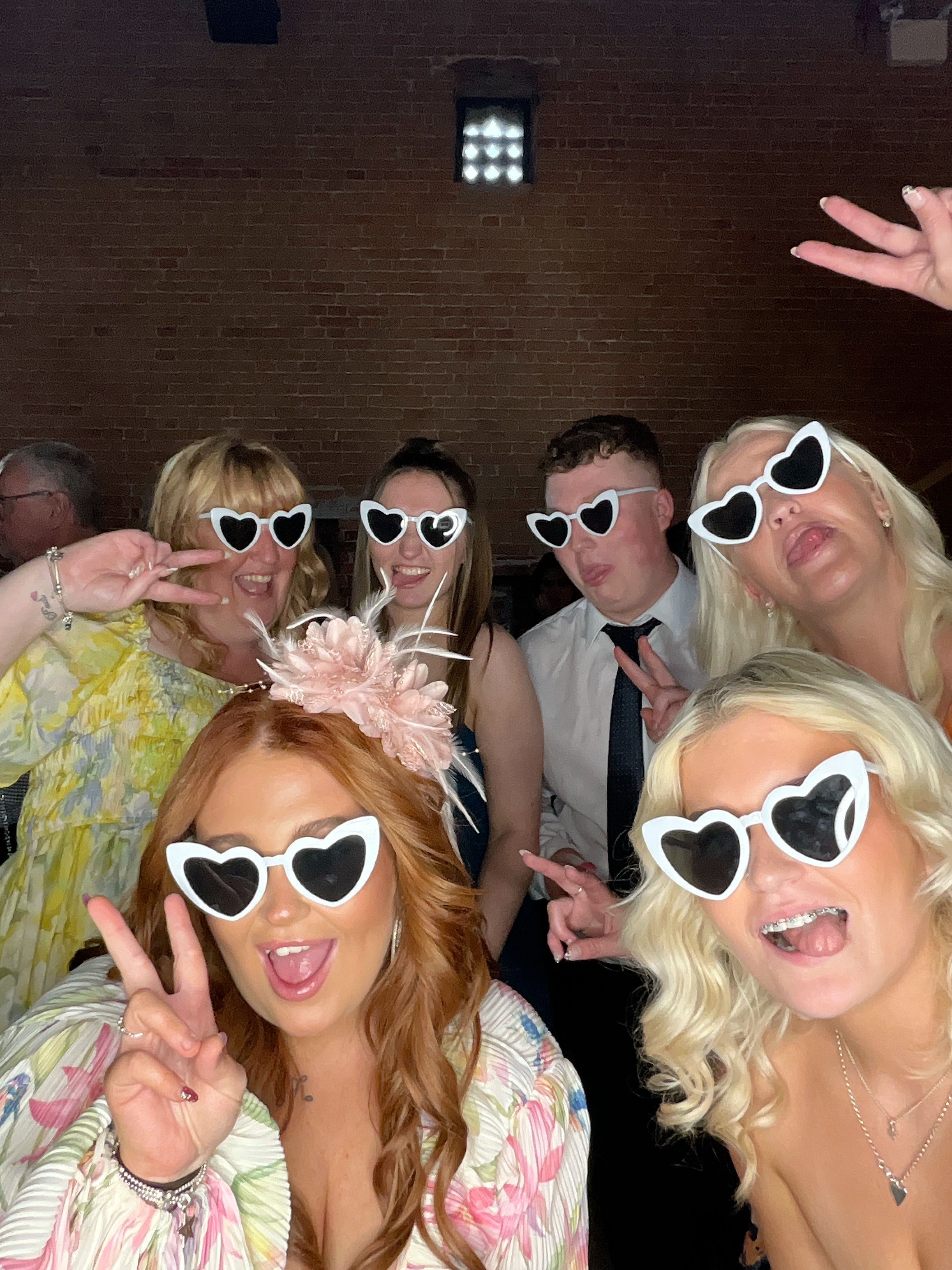 Michael & Olivia  | View more photos from the event at gallery.magicimages.uk/u/MagicImages/Michael-Olivia