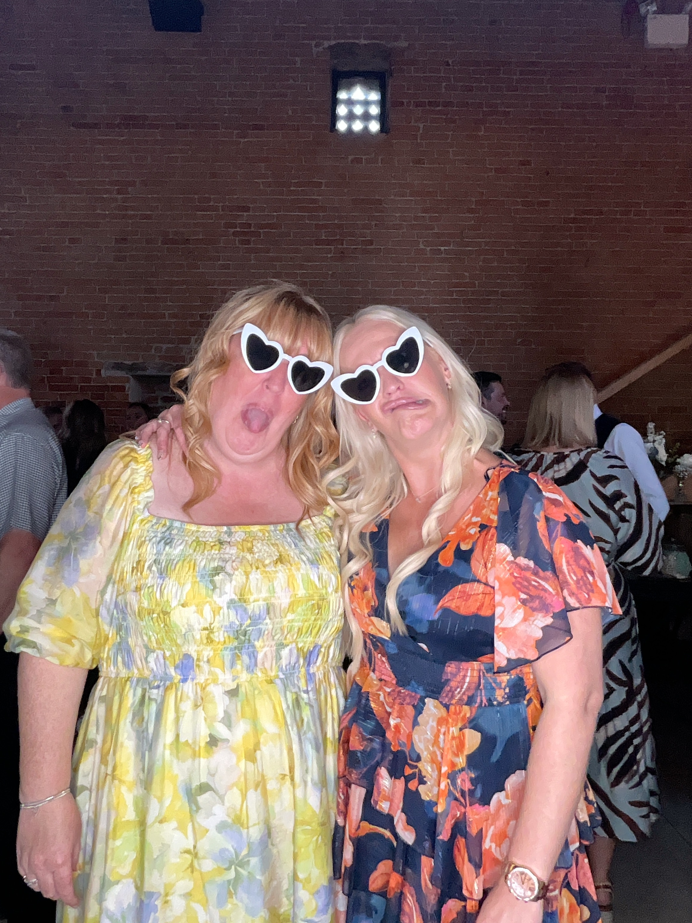 Michael & Olivia  | View more photos from the event at gallery.magicimages.uk/u/MagicImages/Michael-Olivia