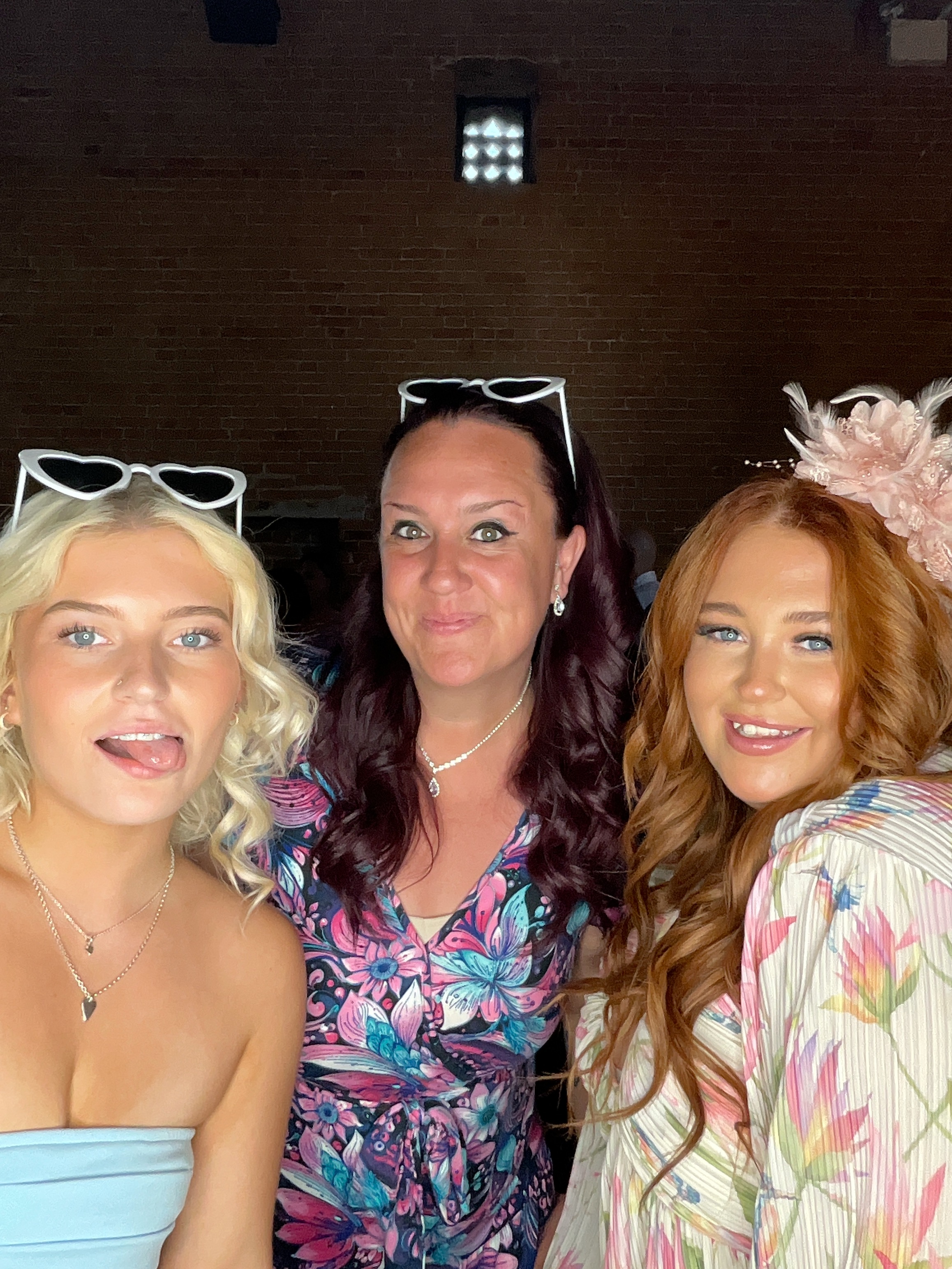 Michael & Olivia  | View more photos from the event at gallery.magicimages.uk/u/MagicImages/Michael-Olivia