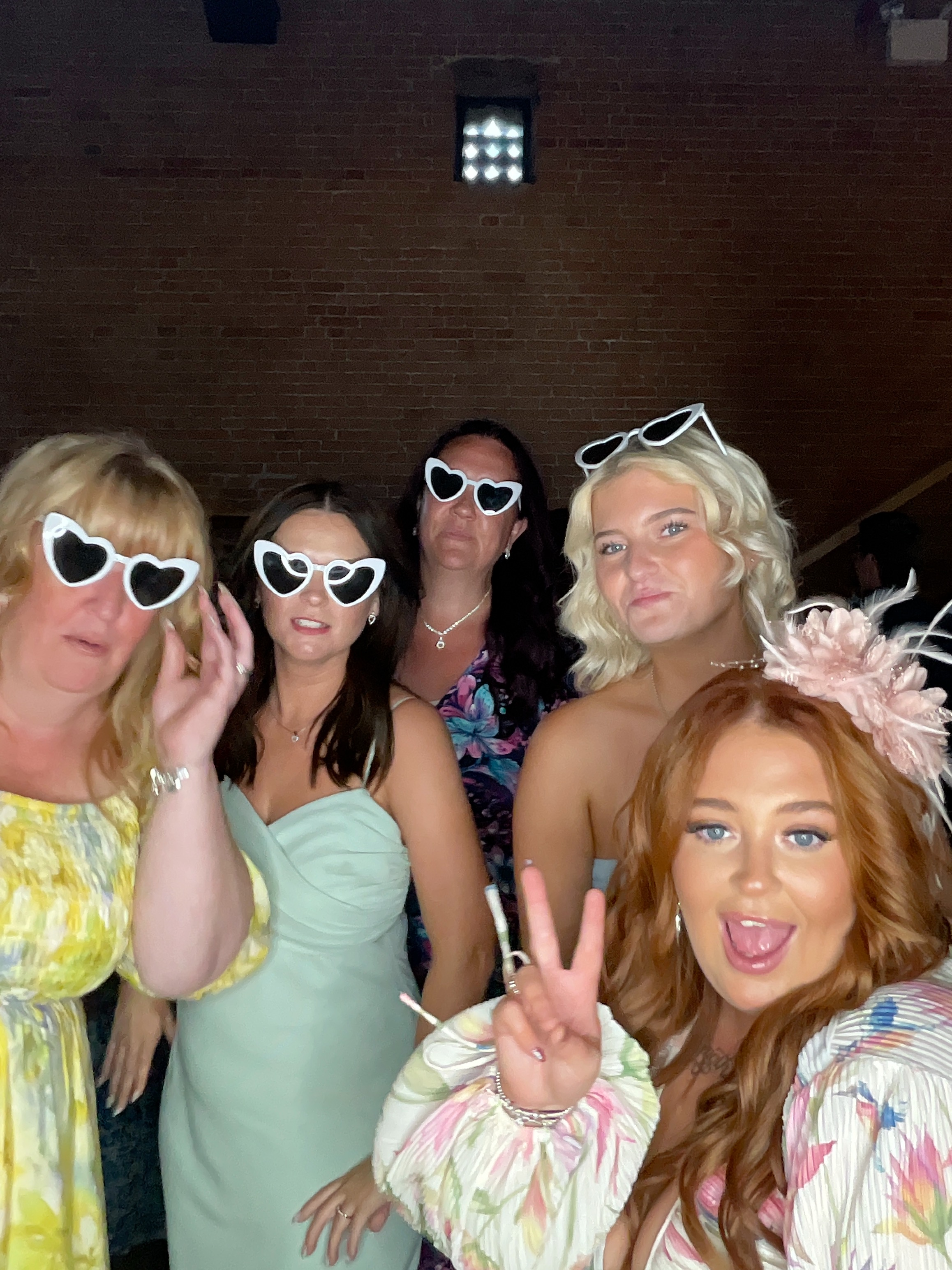 Michael & Olivia  | View more photos from the event at gallery.magicimages.uk/u/MagicImages/Michael-Olivia