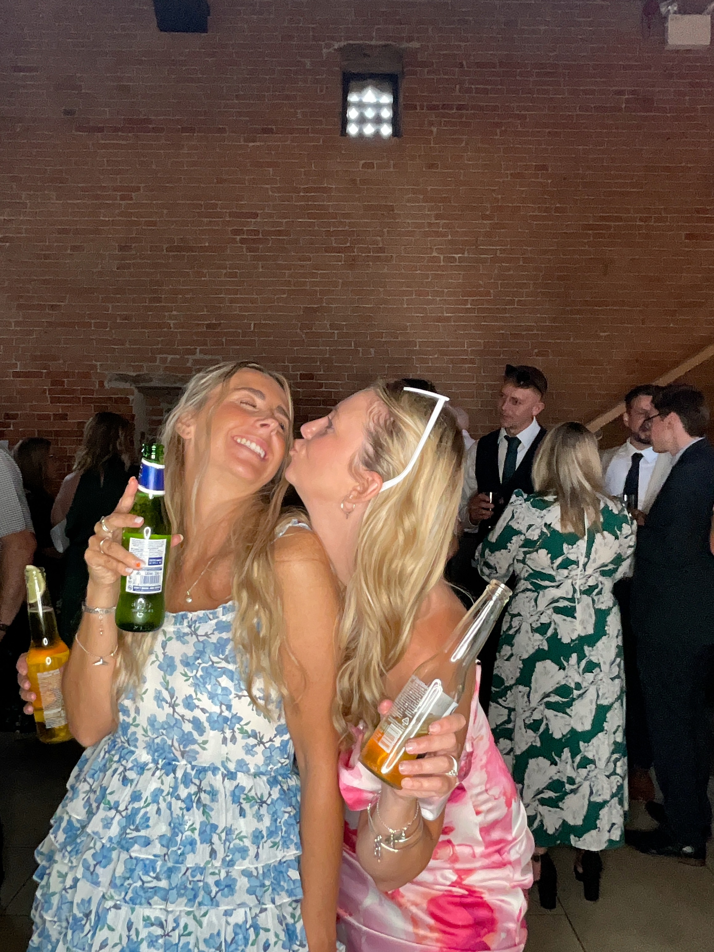 Michael & Olivia  | View more photos from the event at gallery.magicimages.uk/u/MagicImages/Michael-Olivia