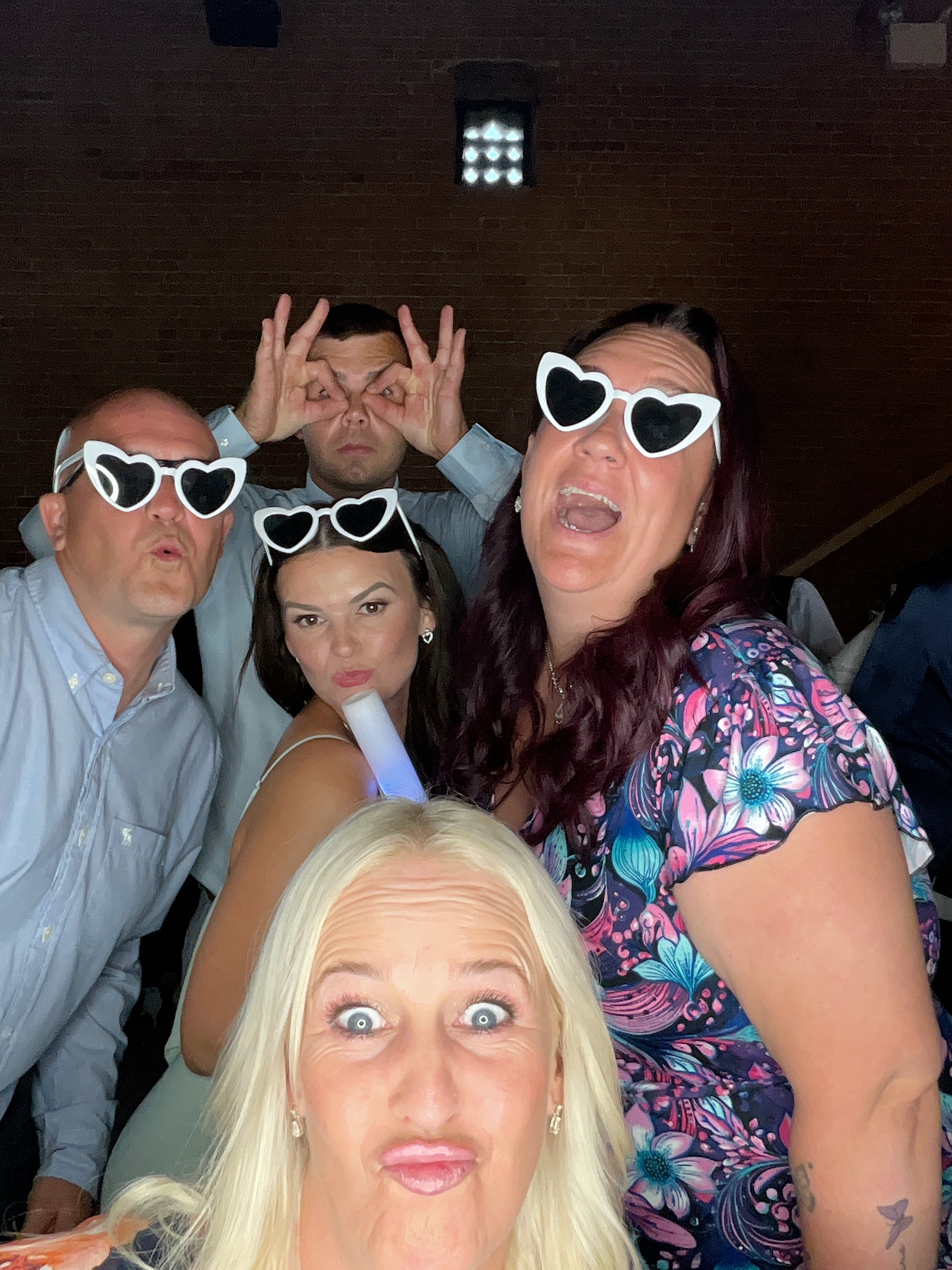 Michael & Olivia  | View more photos from the event at gallery.magicimages.uk/u/MagicImages/Michael-Olivia