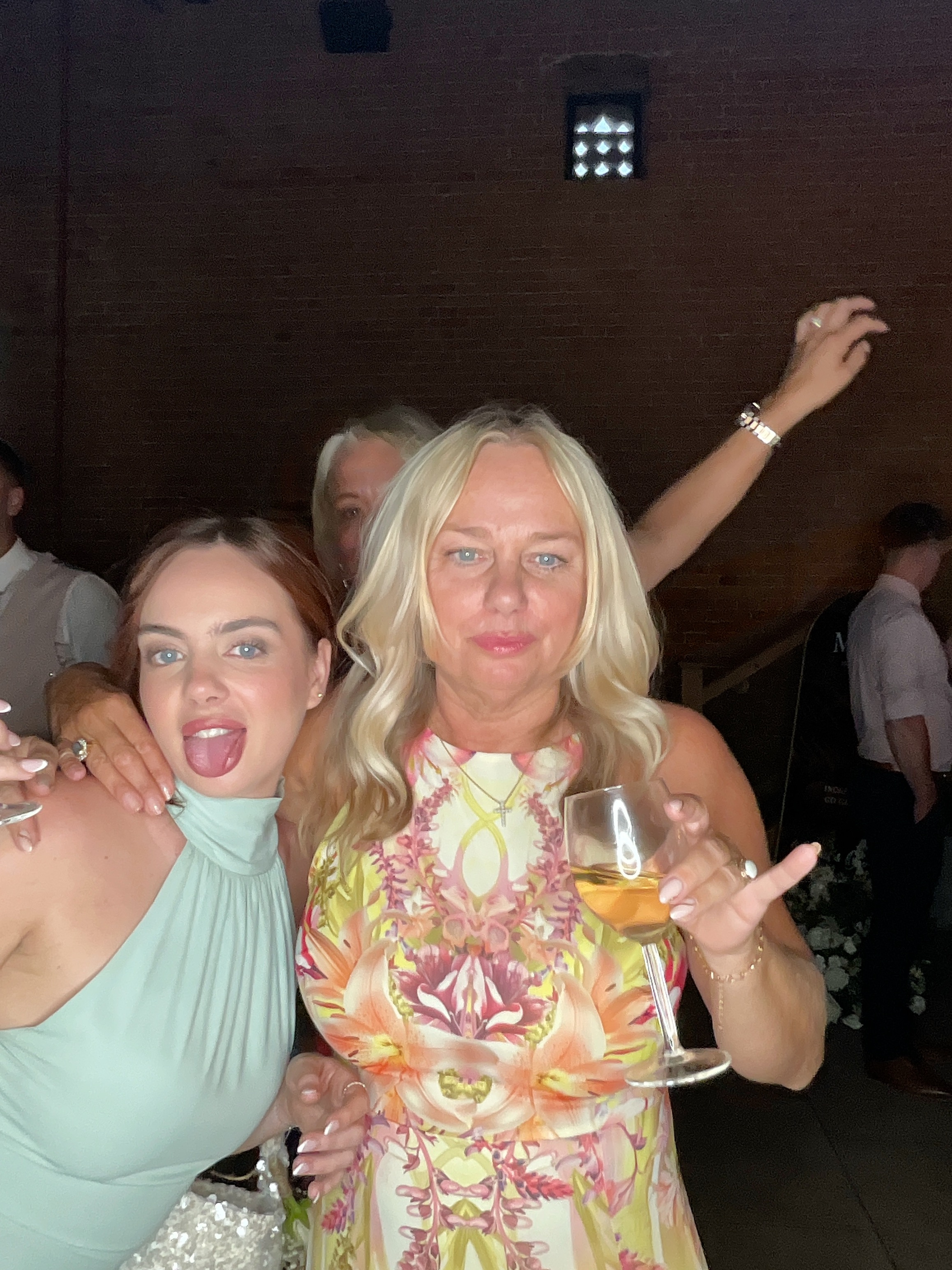 Michael & Olivia  | View more photos from the event at gallery.magicimages.uk/u/MagicImages/Michael-Olivia