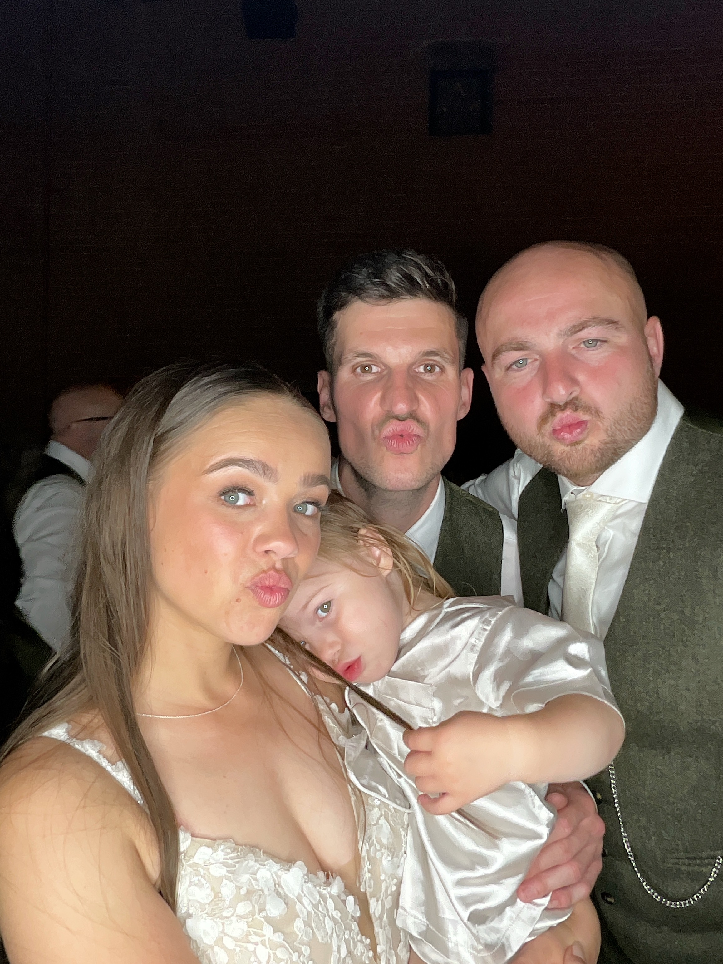 Michael & Olivia  | View more photos from the event at gallery.magicimages.uk/u/MagicImages/Michael-Olivia