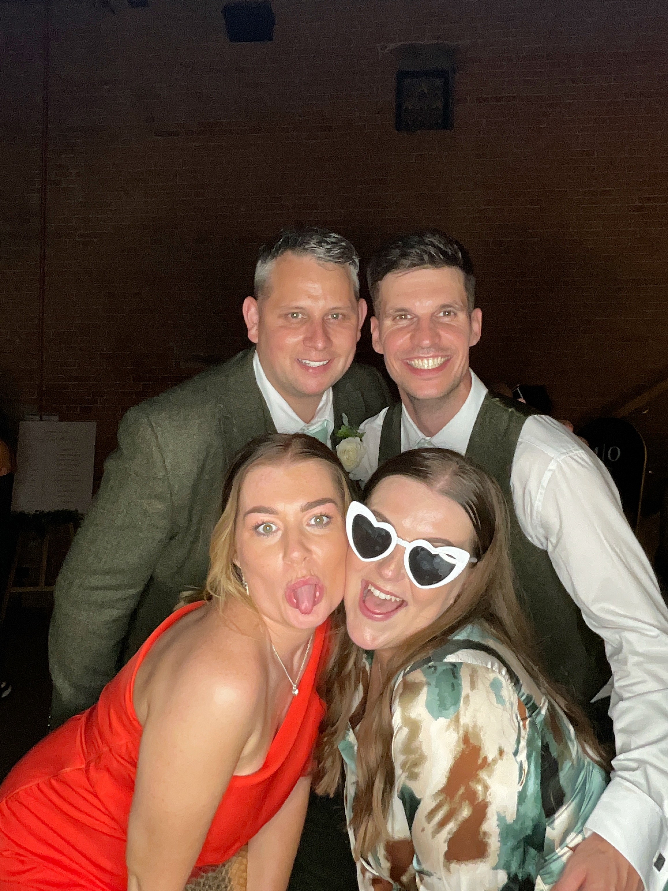 Michael & Olivia  | View more photos from the event at gallery.magicimages.uk/u/MagicImages/Michael-Olivia