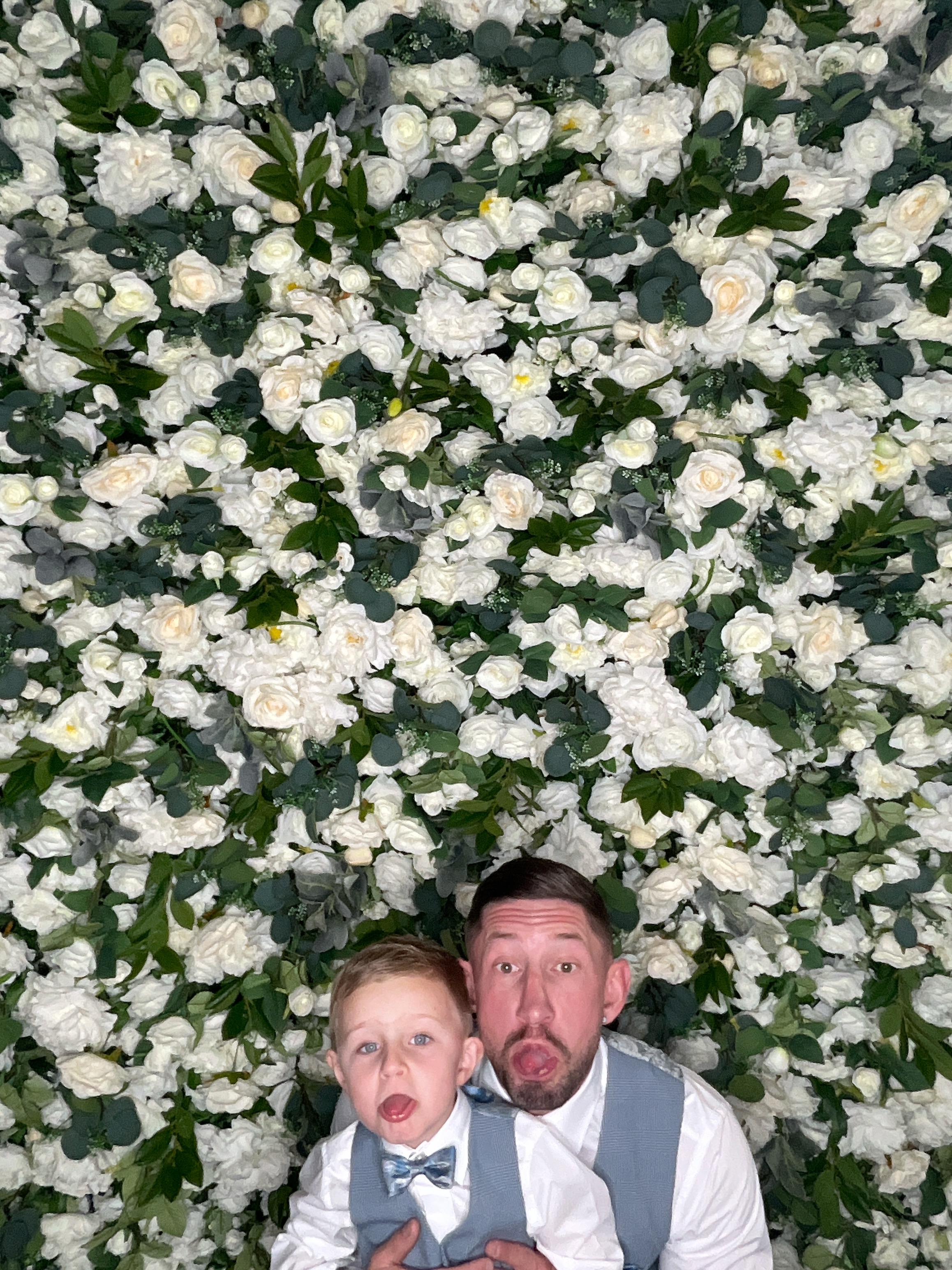 Mr & Mrs Cardwell | View more photos from the event at gallery.magicimages.uk/u/MagicImages/Mr-Mrs-Cardwell