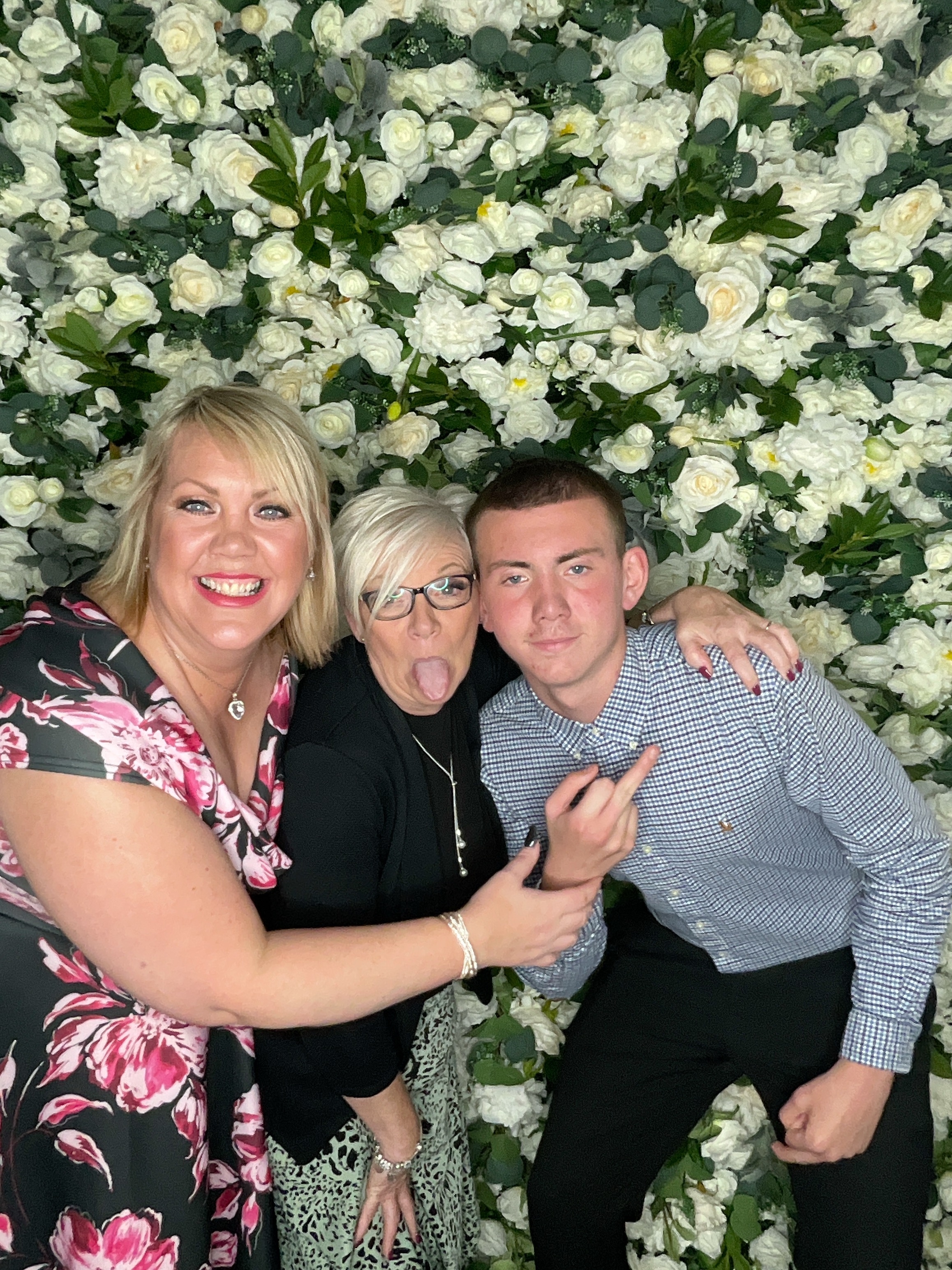 Mr & Mrs Cardwell | View more photos from the event at gallery.magicimages.uk/u/MagicImages/Mr-Mrs-Cardwell