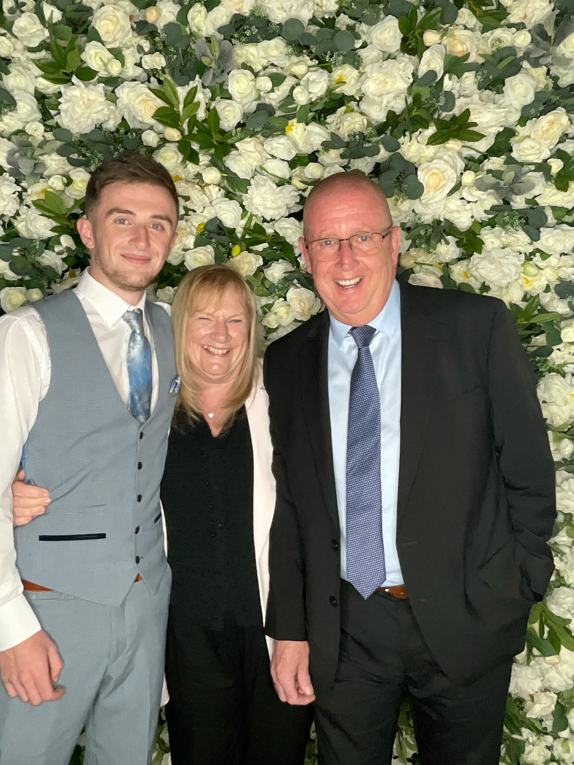 Mr & Mrs Cardwell | View more photos from the event at gallery.magicimages.uk/u/MagicImages/Mr-Mrs-Cardwell