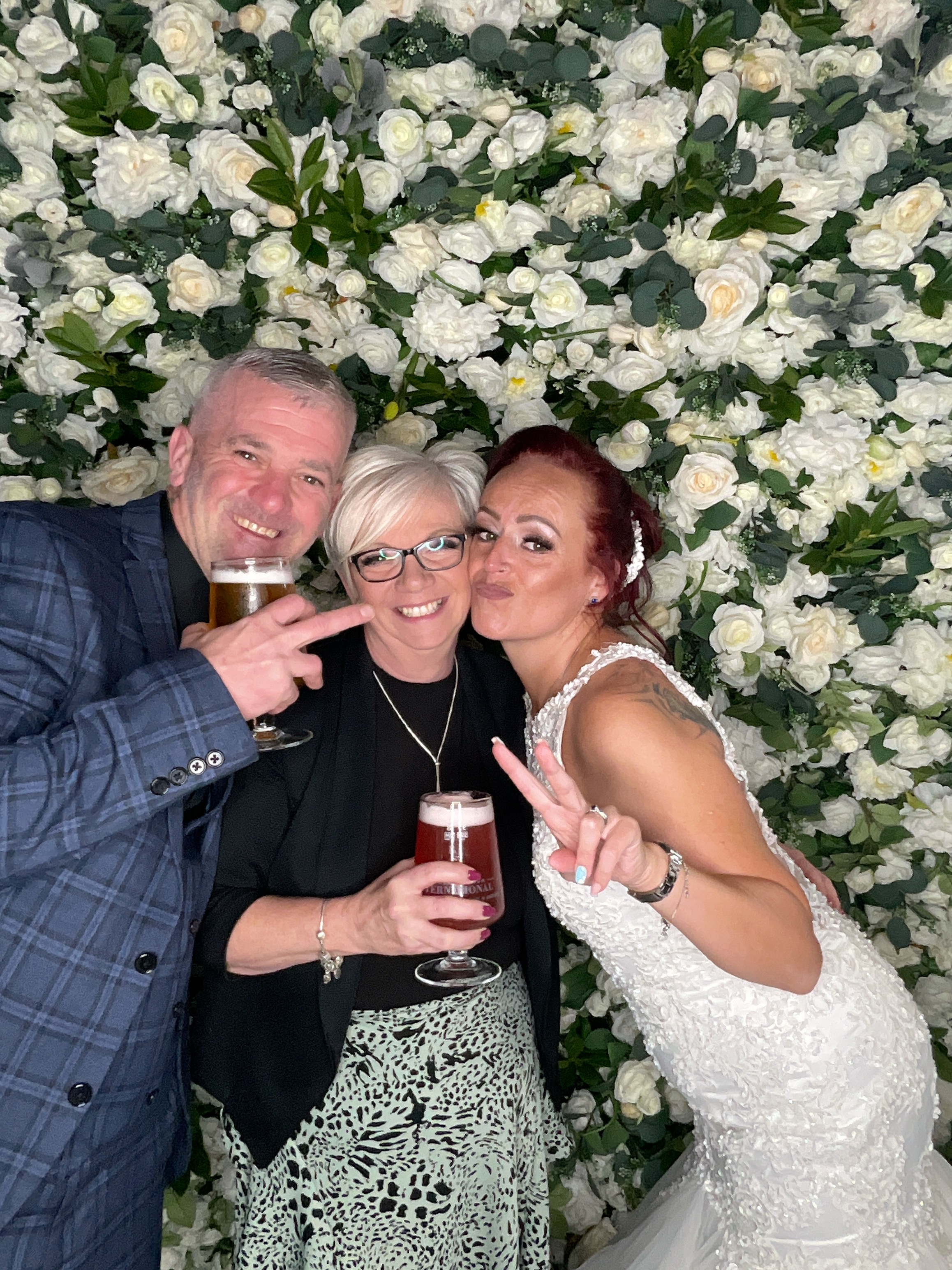 Mr & Mrs Cardwell | View more photos from the event at gallery.magicimages.uk/u/MagicImages/Mr-Mrs-Cardwell