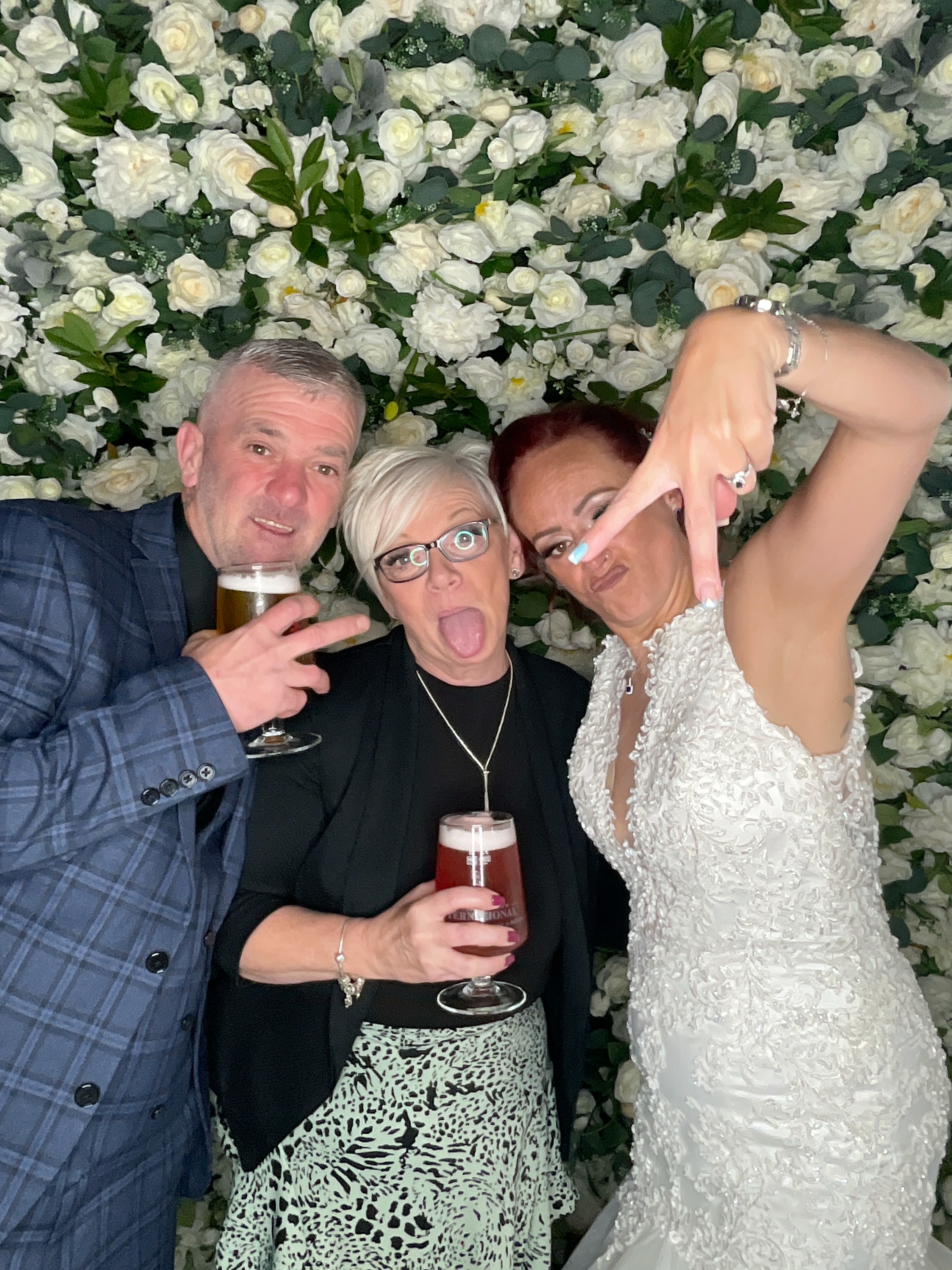 Mr & Mrs Cardwell | View more photos from the event at gallery.magicimages.uk/u/MagicImages/Mr-Mrs-Cardwell