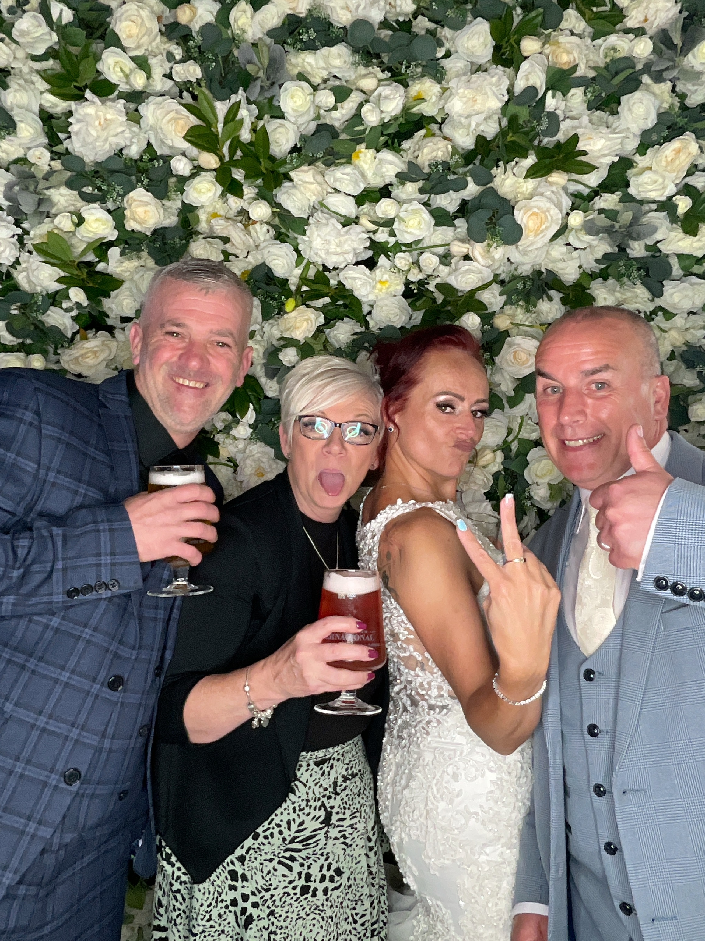 Mr & Mrs Cardwell | View more photos from the event at gallery.magicimages.uk/u/MagicImages/Mr-Mrs-Cardwell