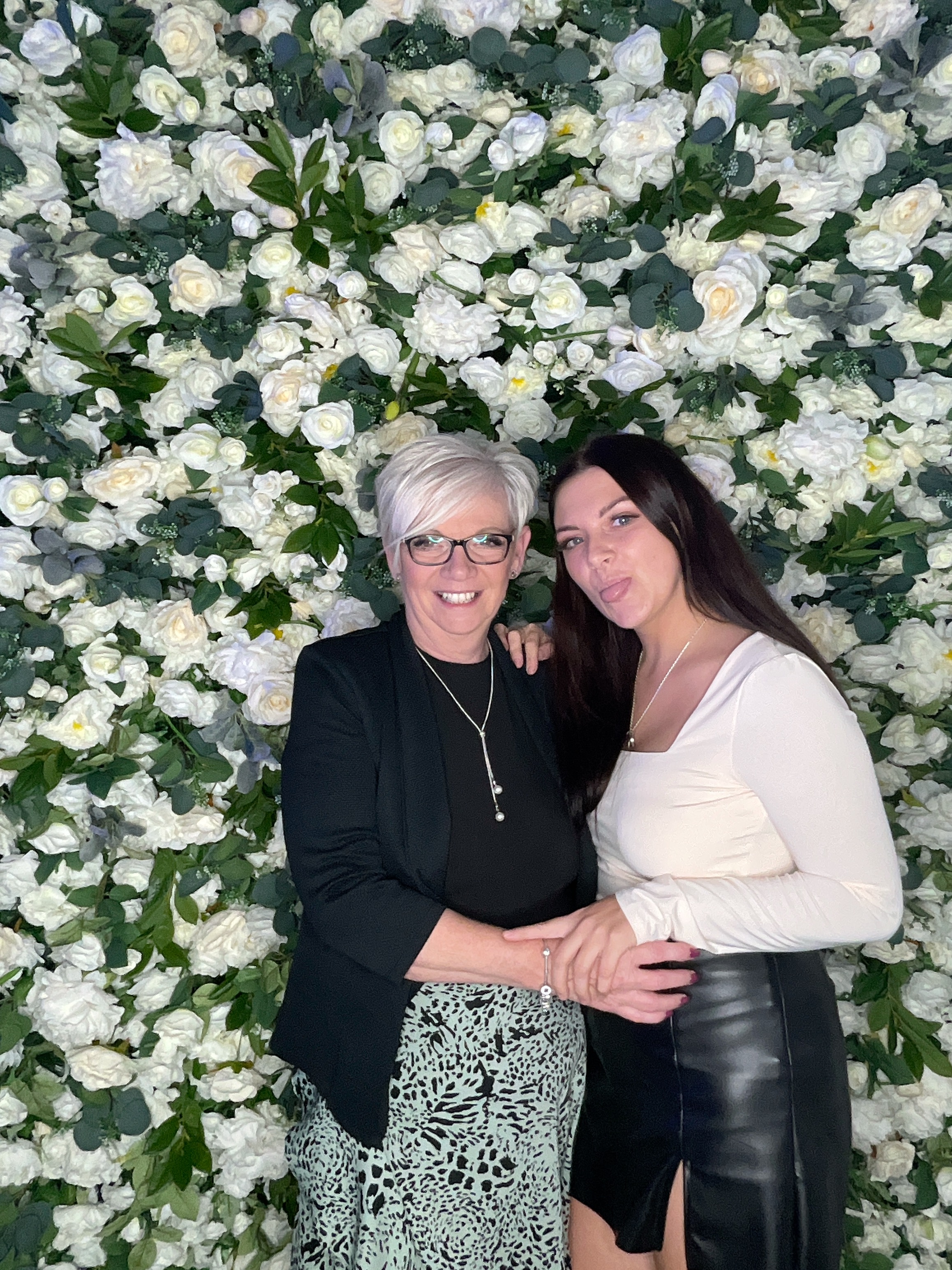 Mr & Mrs Cardwell | View more photos from the event at gallery.magicimages.uk/u/MagicImages/Mr-Mrs-Cardwell