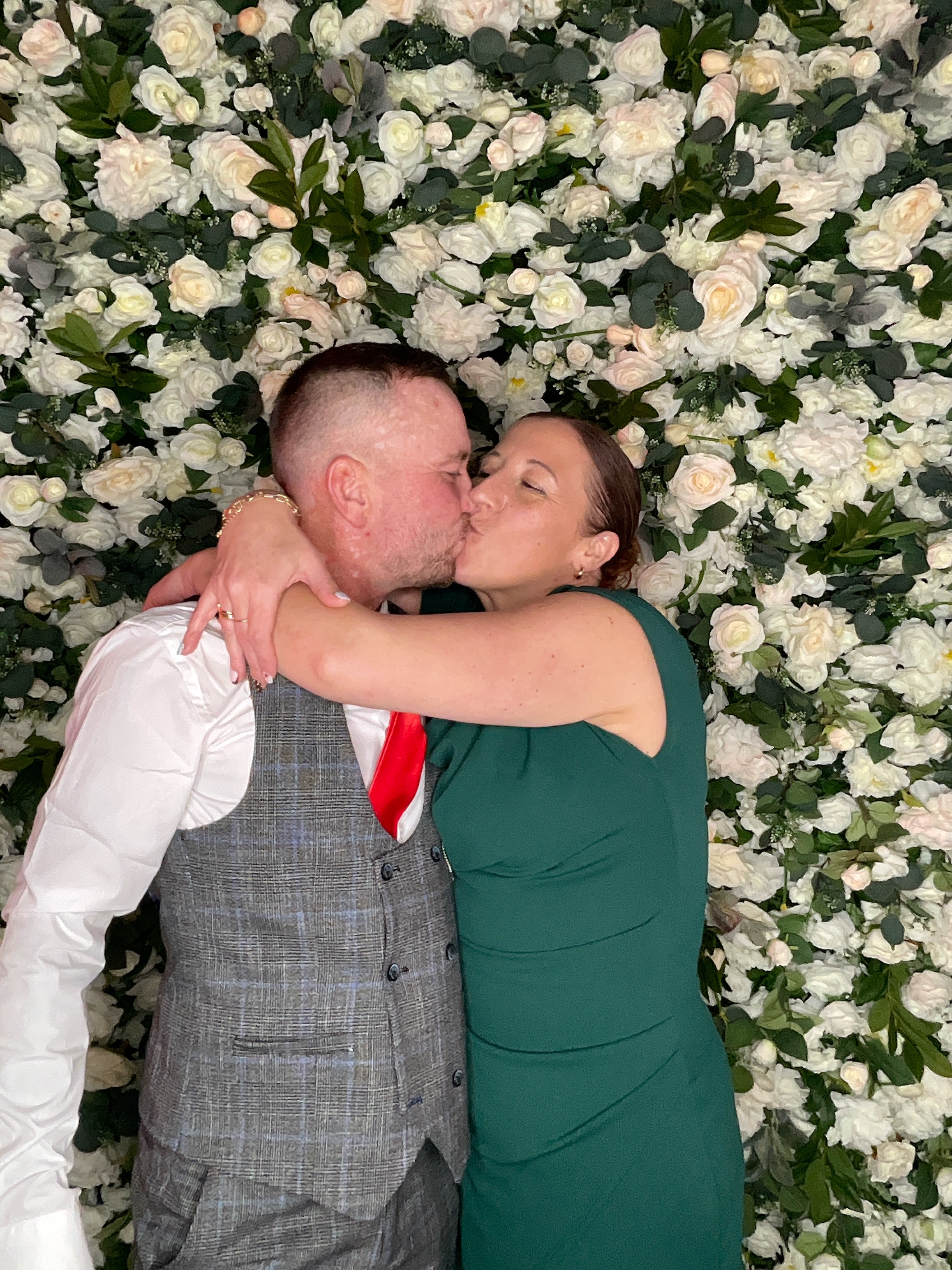 Mr & Mrs Cardwell | View more photos from the event at gallery.magicimages.uk/u/MagicImages/Mr-Mrs-Cardwell