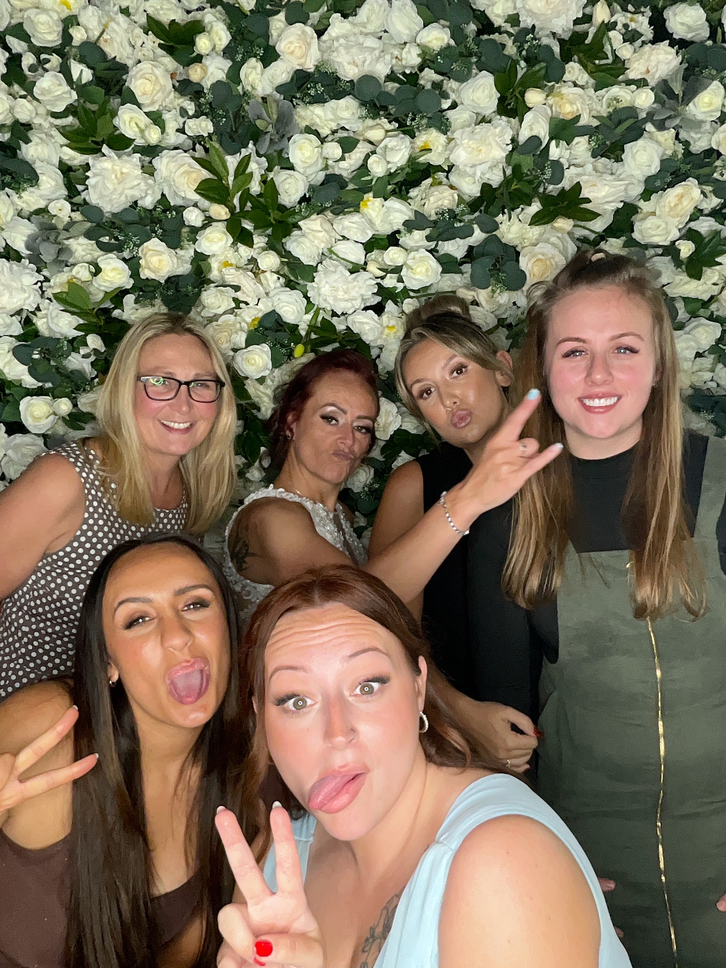 Mr & Mrs Cardwell | View more photos from the event at gallery.magicimages.uk/u/MagicImages/Mr-Mrs-Cardwell