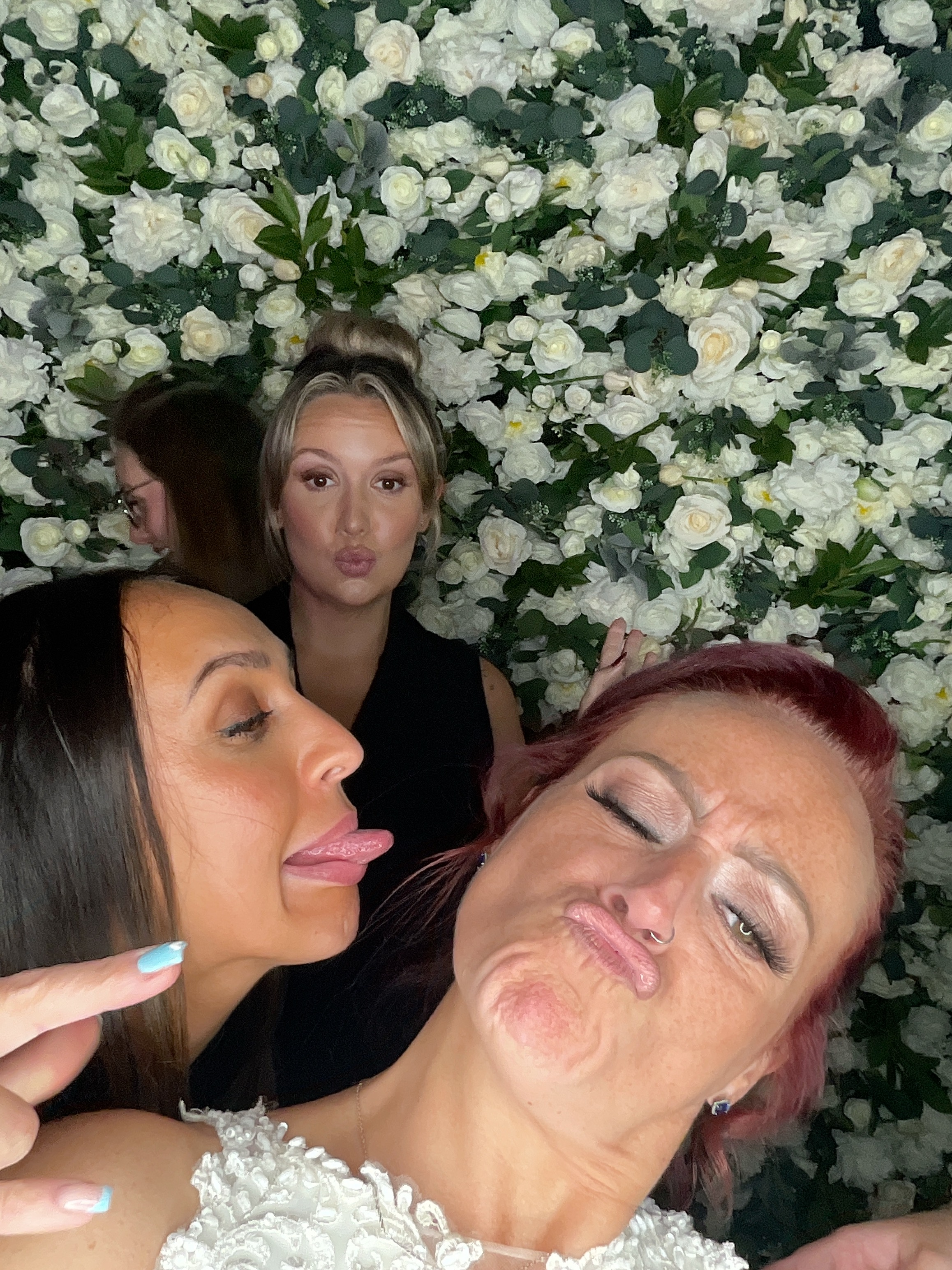 Mr & Mrs Cardwell | View more photos from the event at gallery.magicimages.uk/u/MagicImages/Mr-Mrs-Cardwell