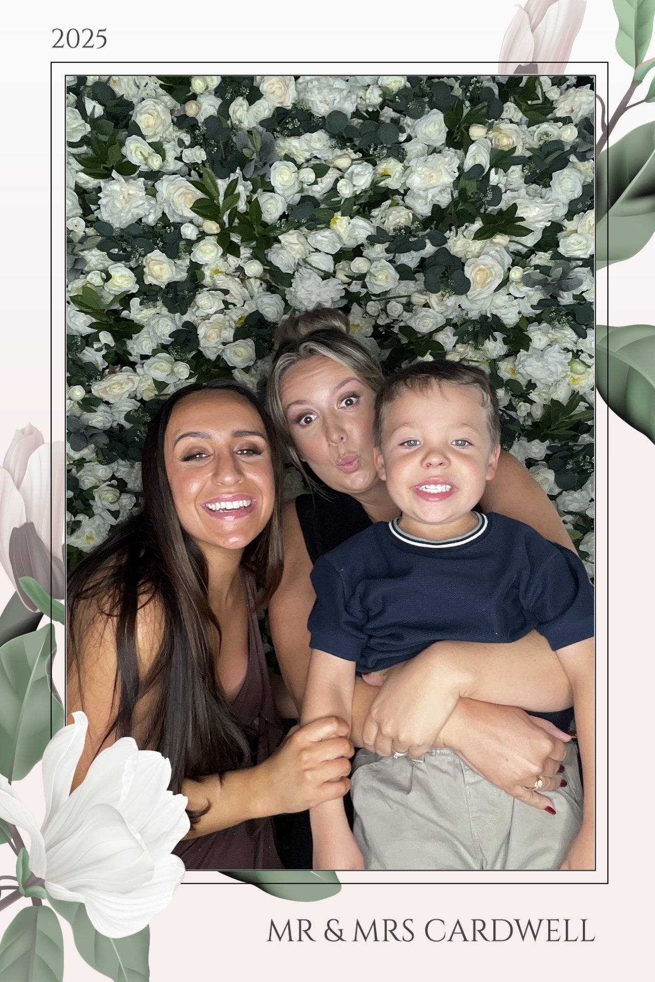 Mr & Mrs Cardwell | View more photos from the event at gallery.magicimages.uk/u/MagicImages/Mr-Mrs-Cardwell