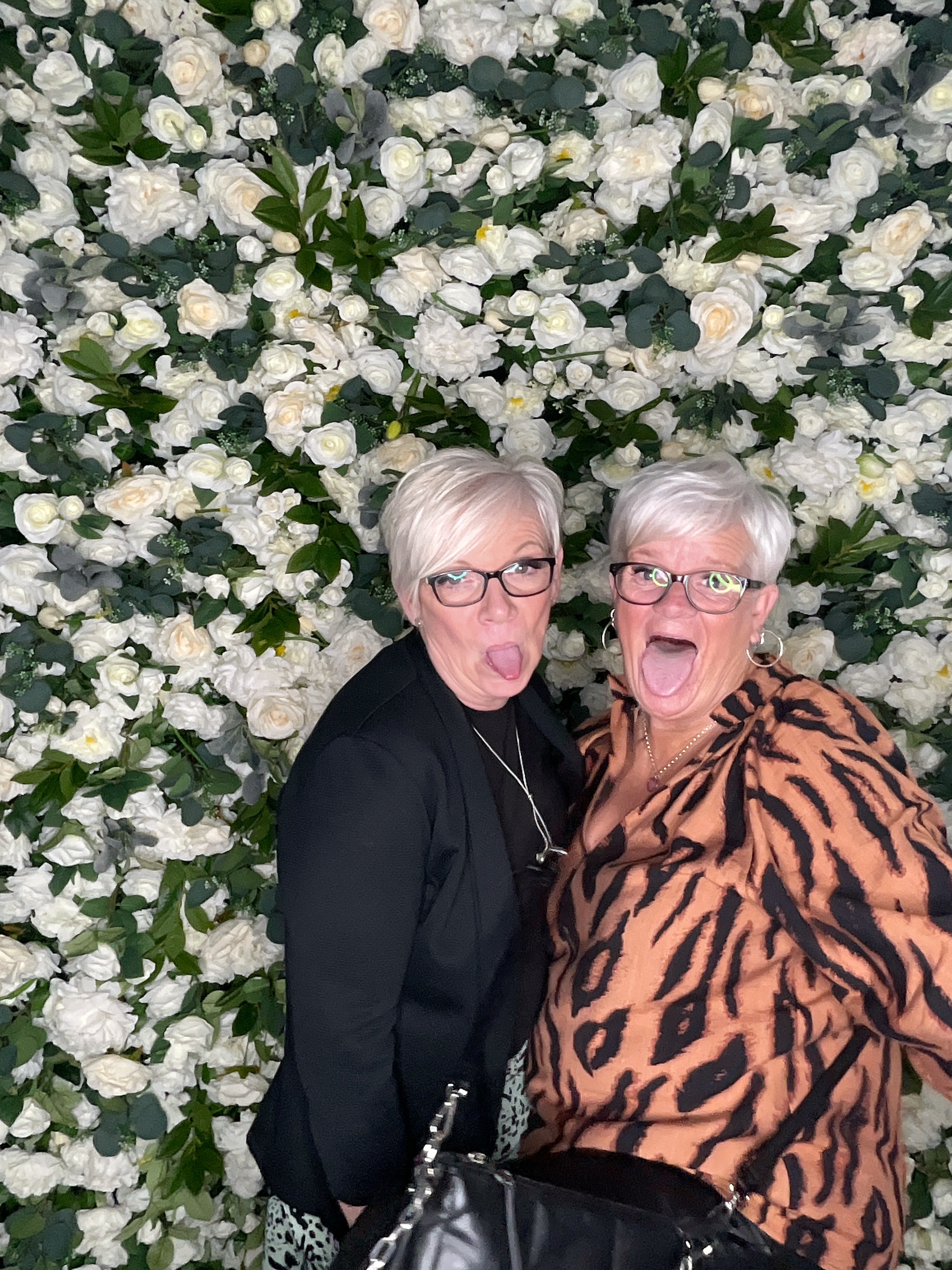 Mr & Mrs Cardwell | View more photos from the event at gallery.magicimages.uk/u/MagicImages/Mr-Mrs-Cardwell