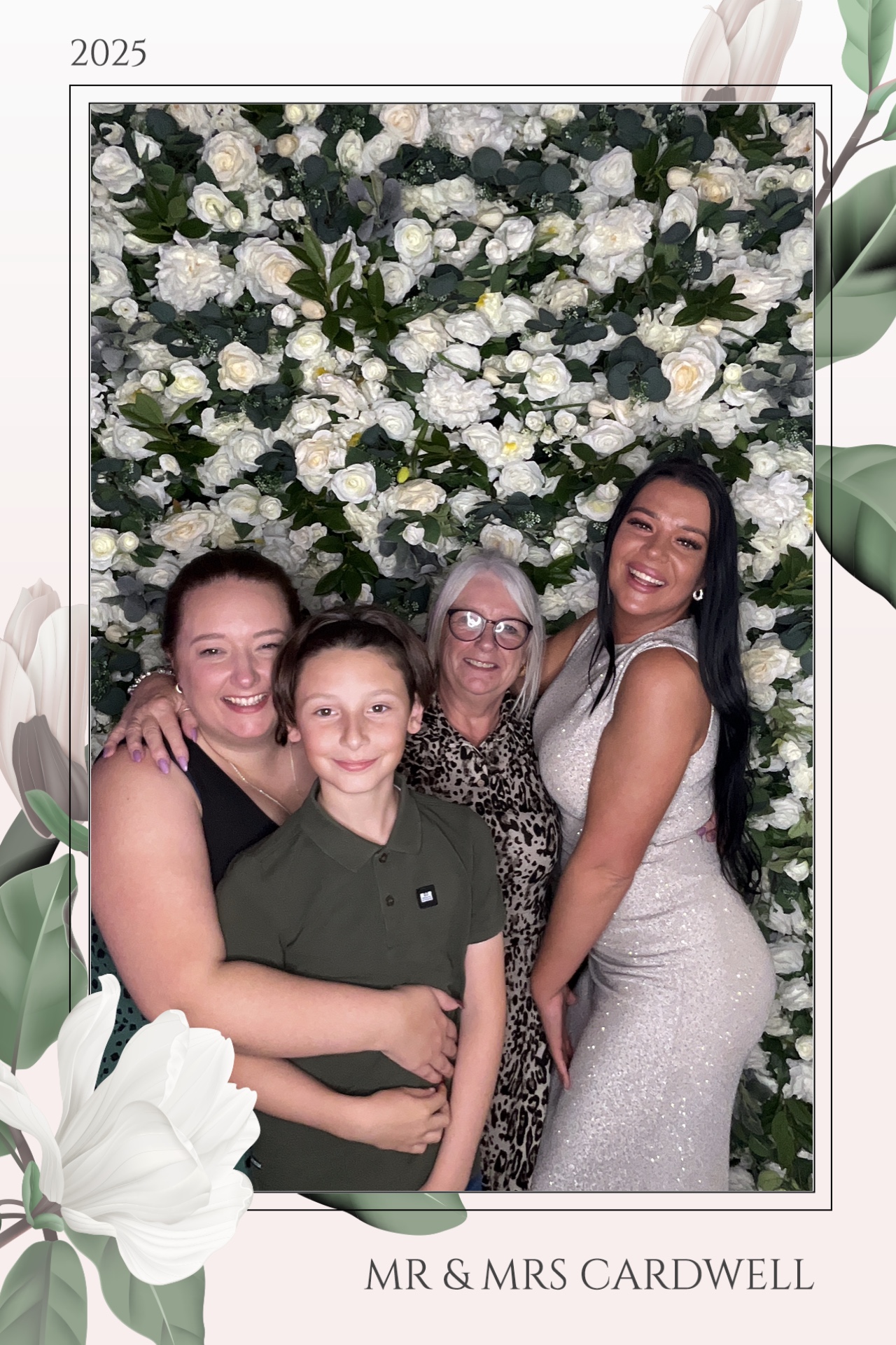 Mr & Mrs Cardwell | View more photos from the event at gallery.magicimages.uk/u/MagicImages/Mr-Mrs-Cardwell