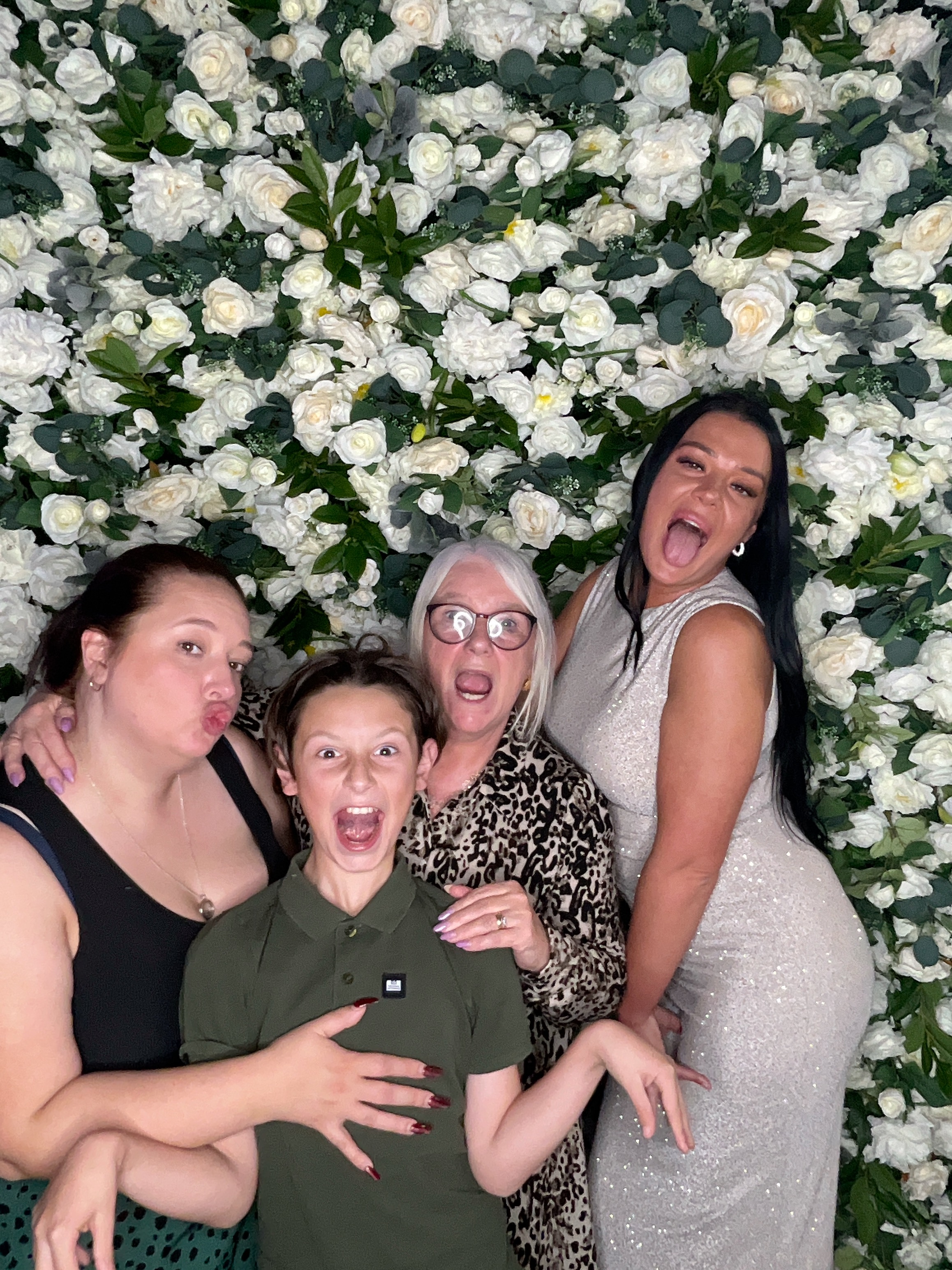 Mr & Mrs Cardwell | View more photos from the event at gallery.magicimages.uk/u/MagicImages/Mr-Mrs-Cardwell