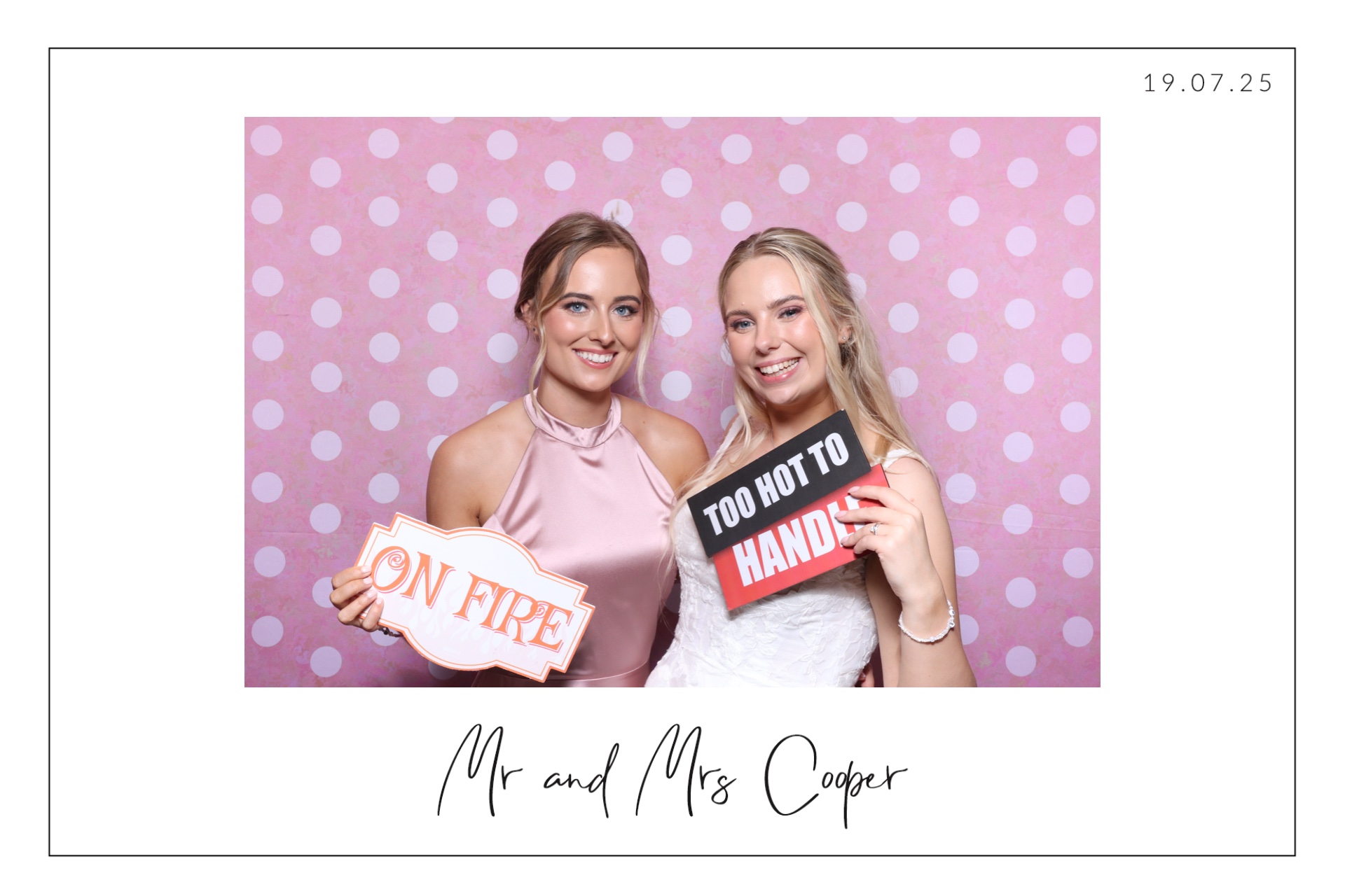 Mr & Mrs Cooper  | View more photos from the event at gallery.magicimages.uk/u/MagicImages/Mr-Mrs-Cooper