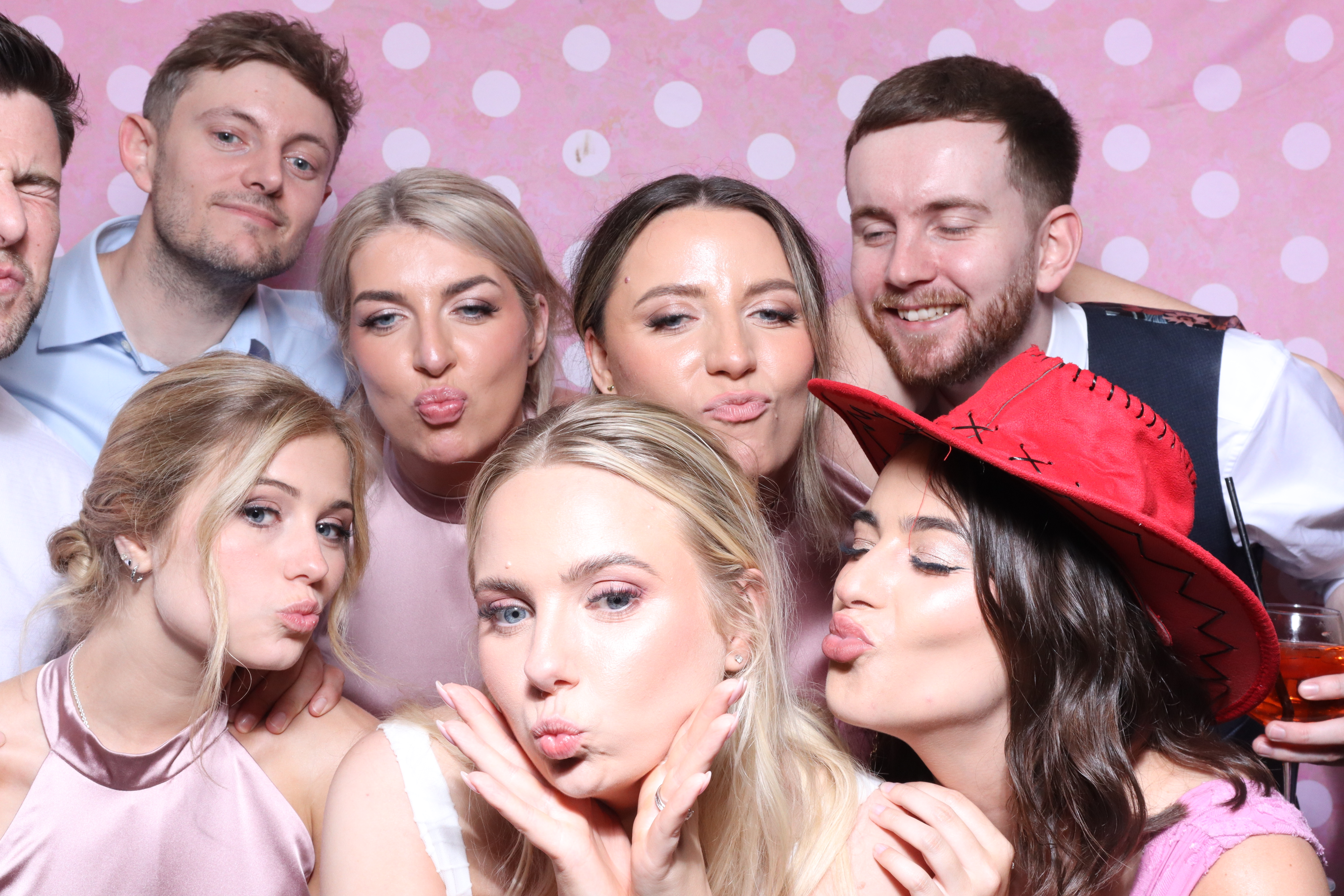 Mr & Mrs Cooper  | View more photos from the event at gallery.magicimages.uk/u/MagicImages/Mr-Mrs-Cooper